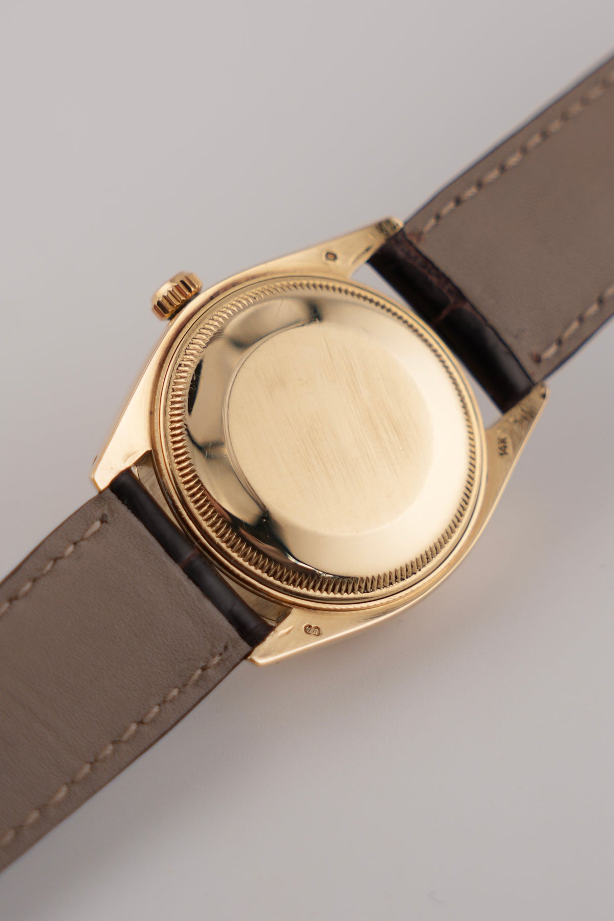 Rolex Oyster Perpetual Date Automatic - 1503 - Solid 14kt Gold