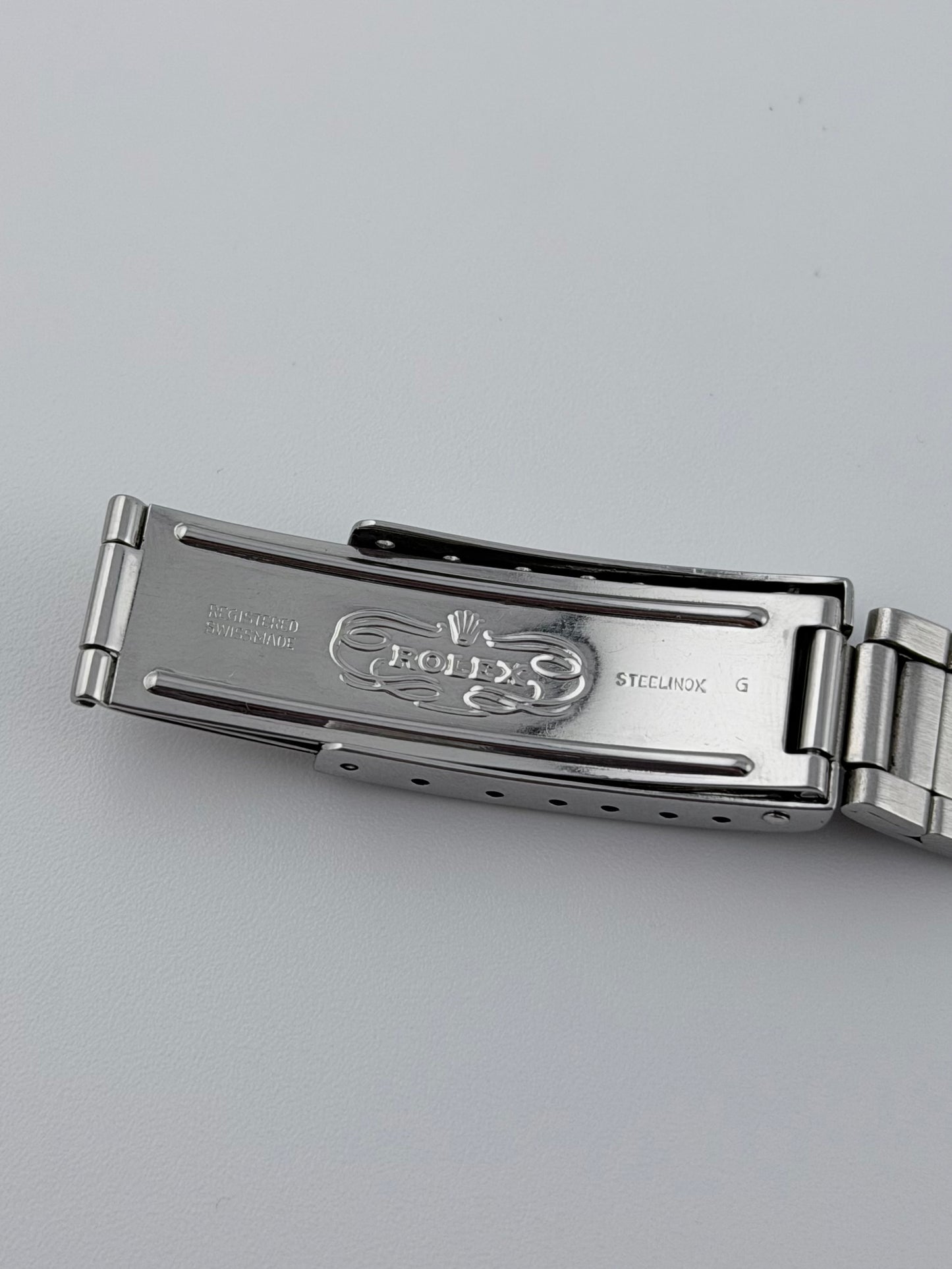 Tudor Oysterdate - Manual Wind - 90120 - Box and Papers!