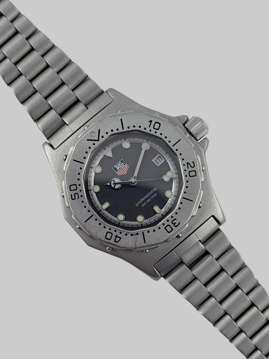 Tag Heuer Professional 200m Quartz Date - 932.215 - Ladies