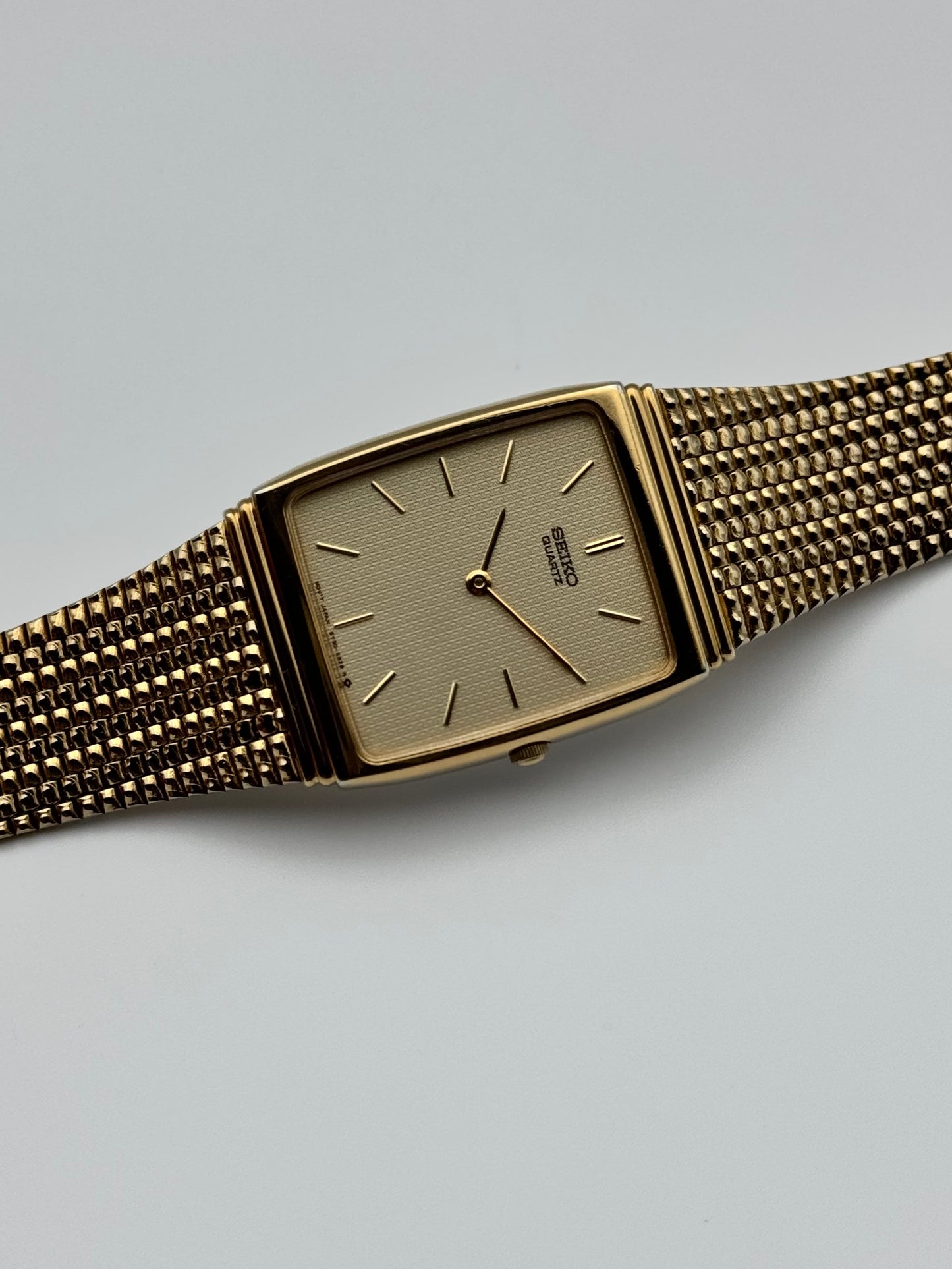 Seiko Tank Quartz 5Y30-5190