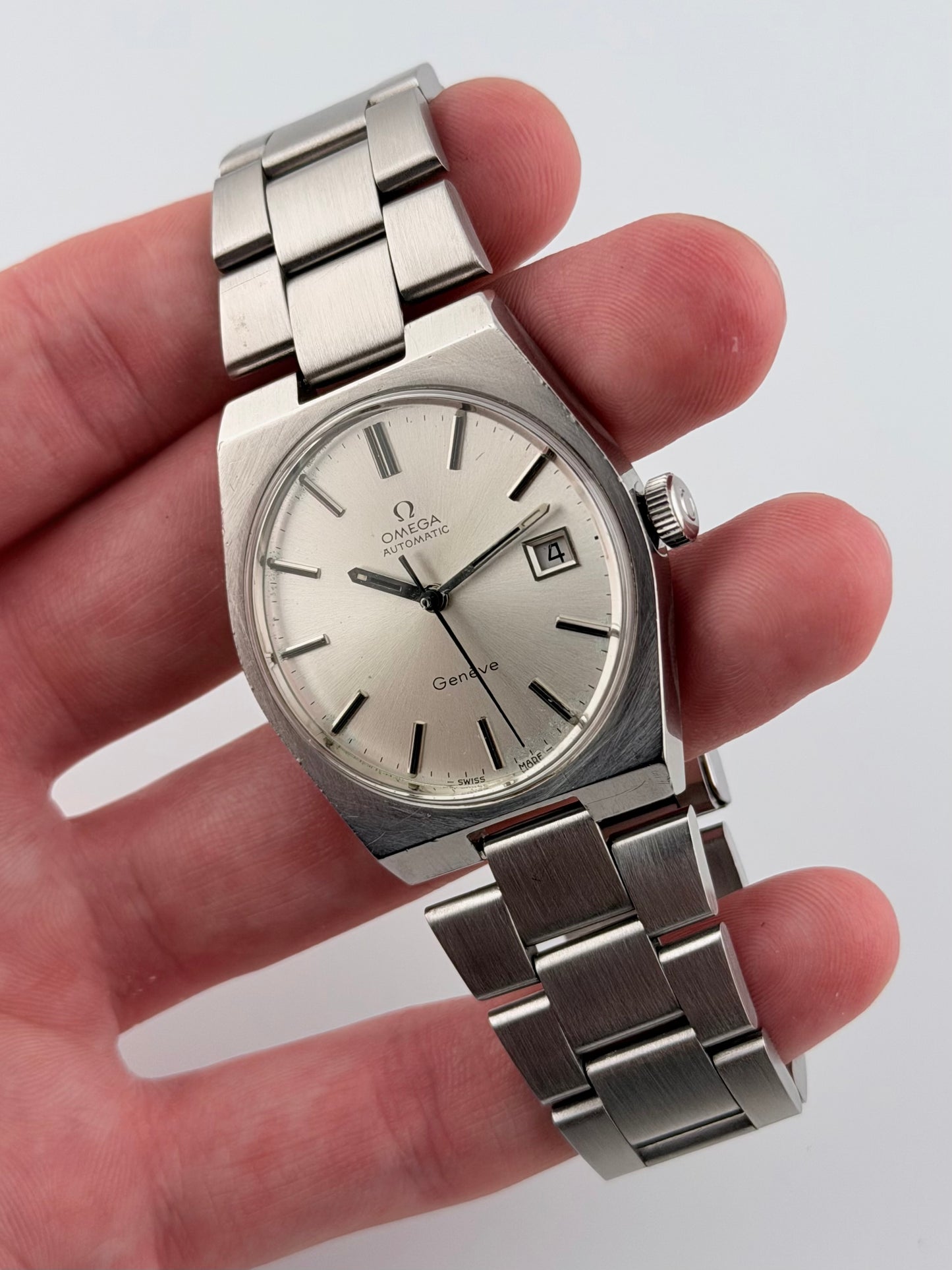Omega Geneve Automatic Date 166.099