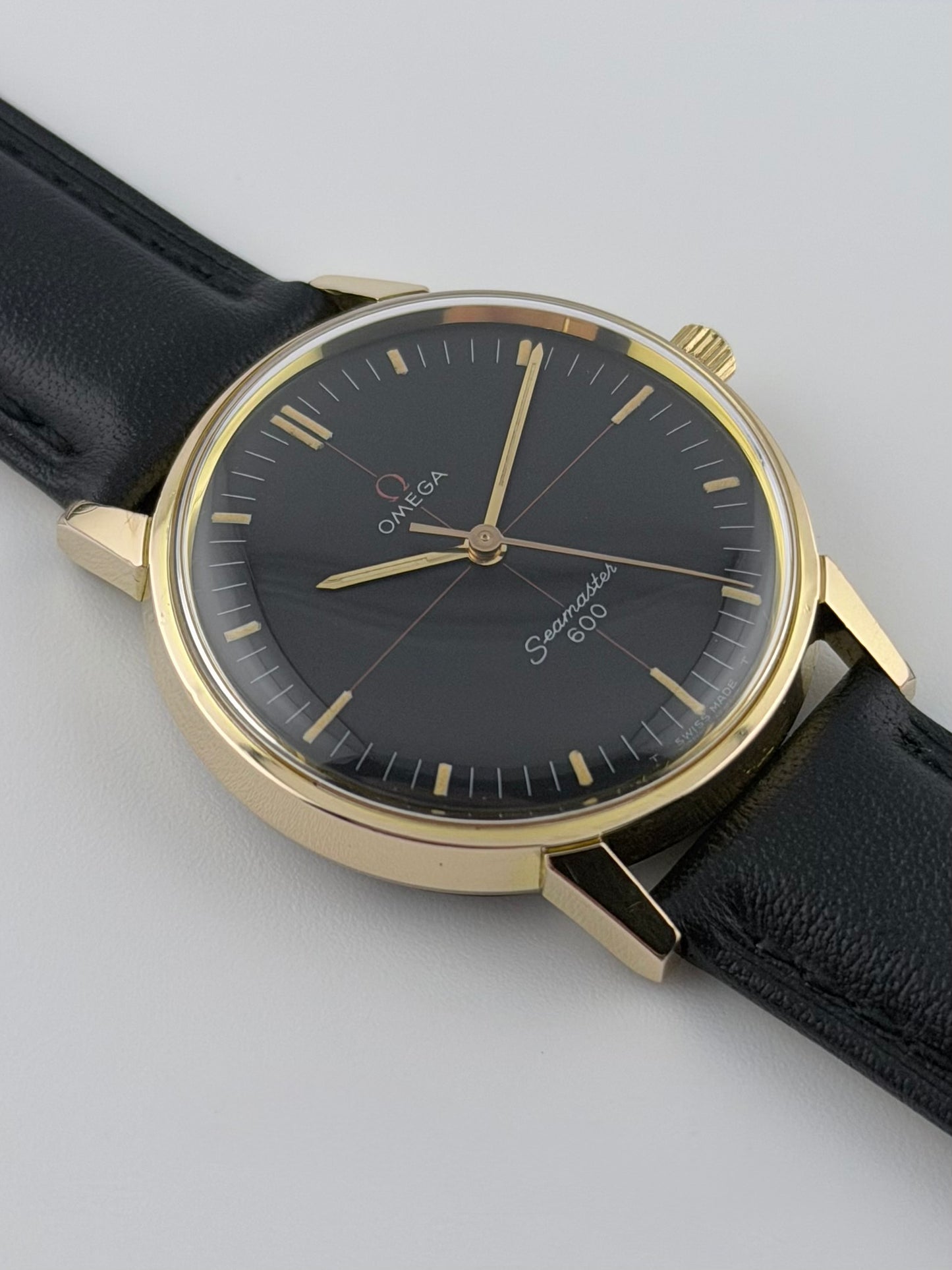 Omega Seamaster 600 Manual Wind - 135.011 - Technical Dial - Ultra Rare!