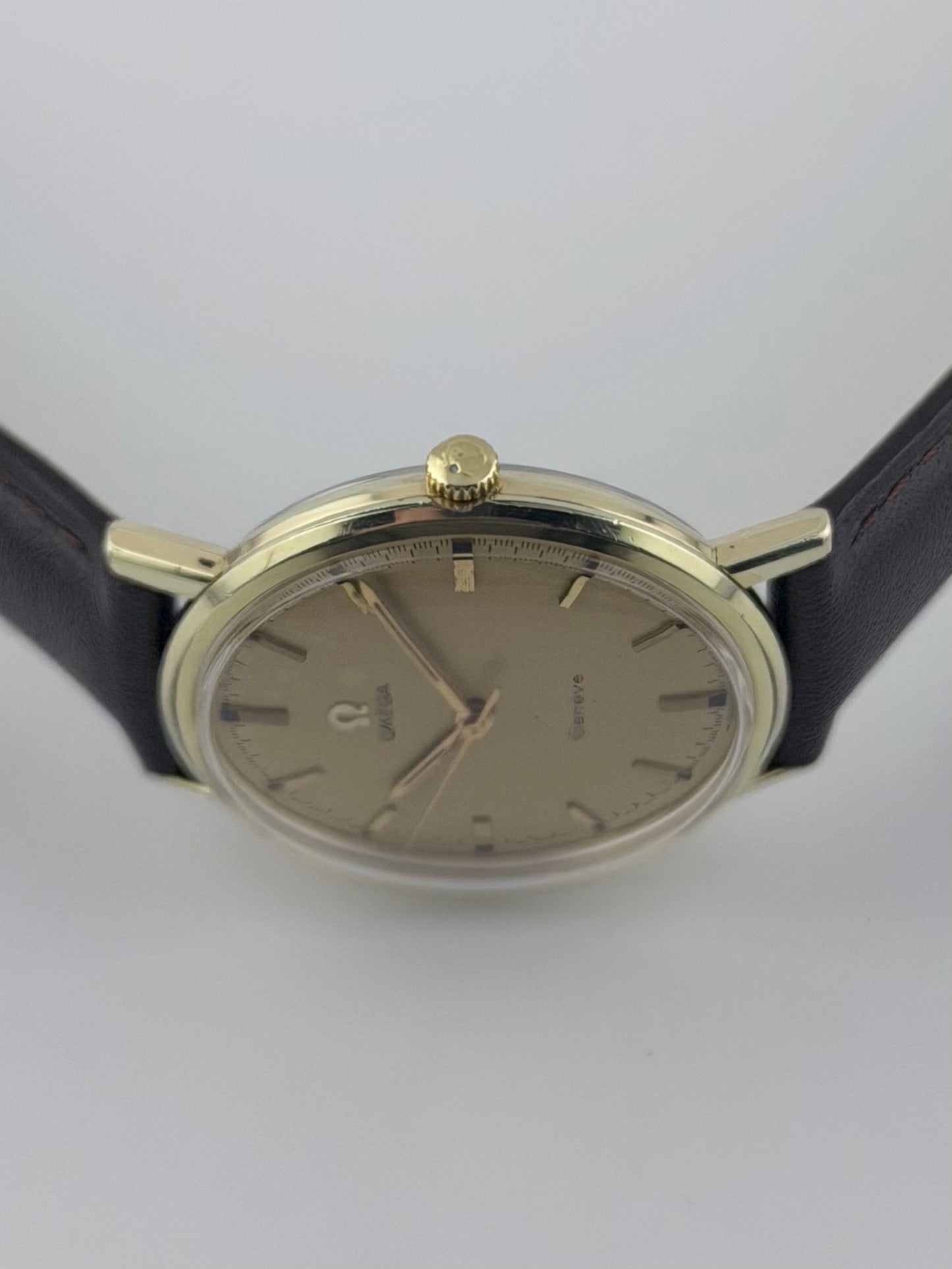 Omega Geneve Manual Wind - 131.019
