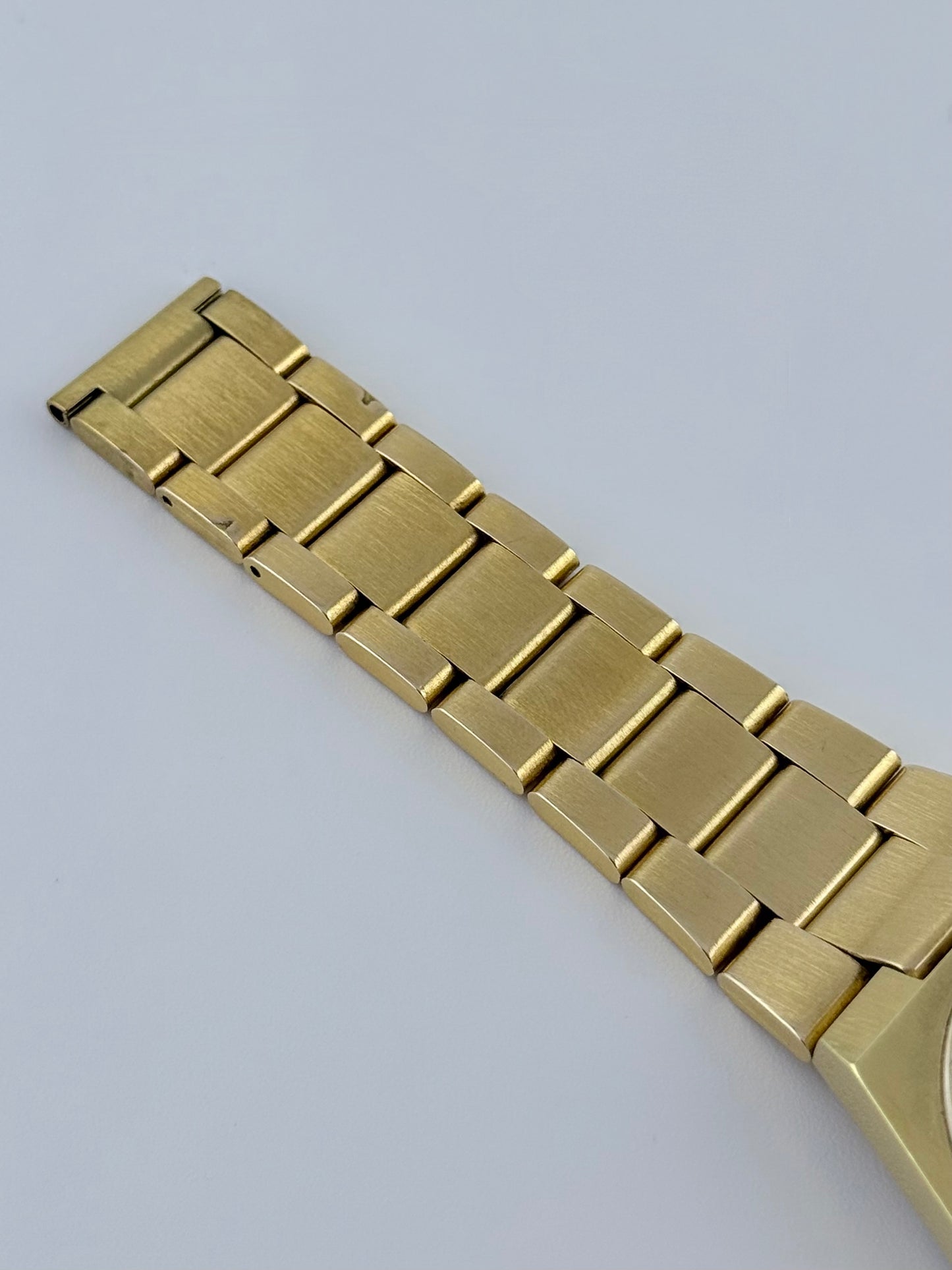 Omega Geneve Automatic Date 166.0099 - Box and Papers