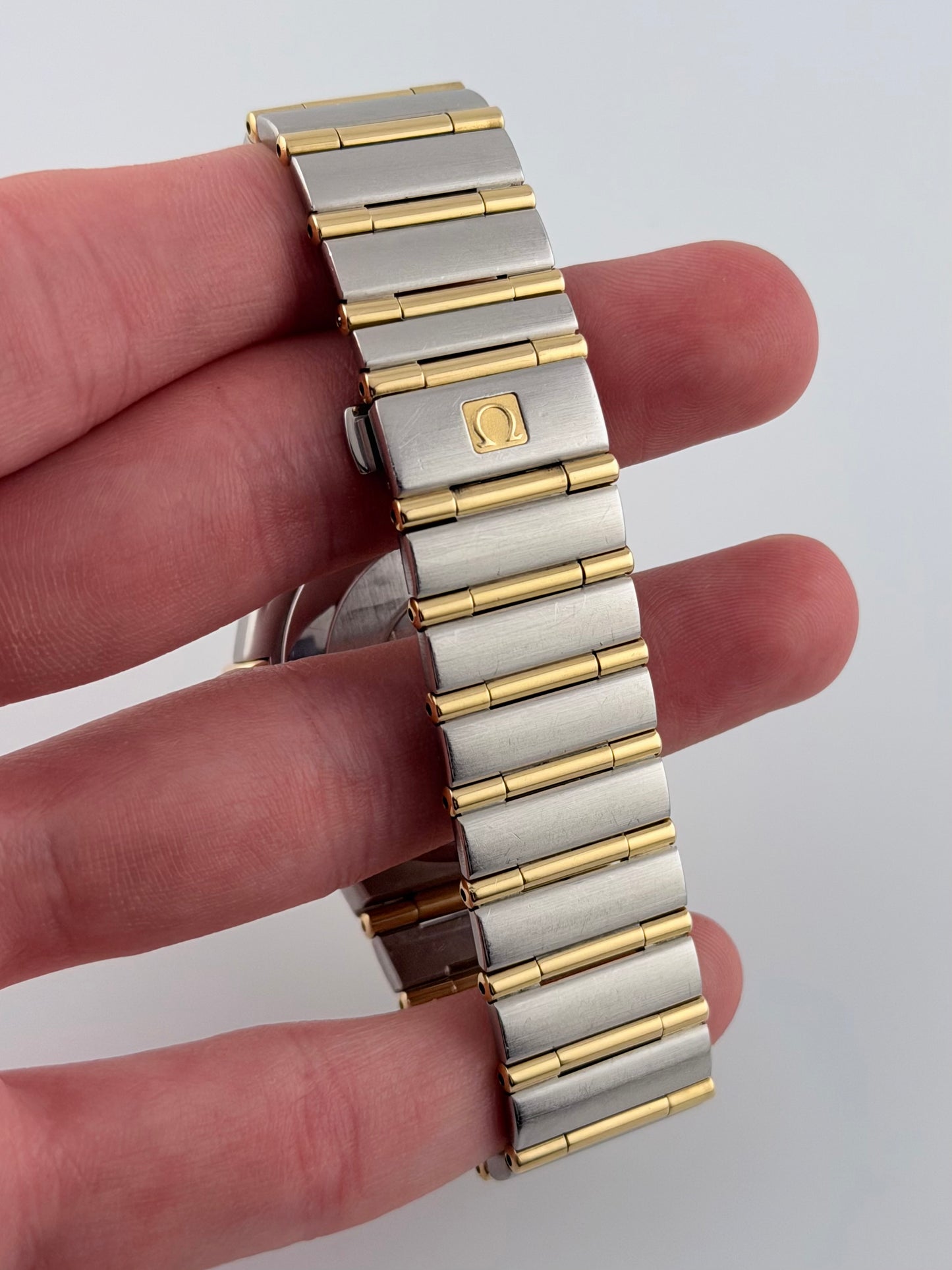 Omega Constellation Automatic Date 1202.30.00 - Box and Papers!