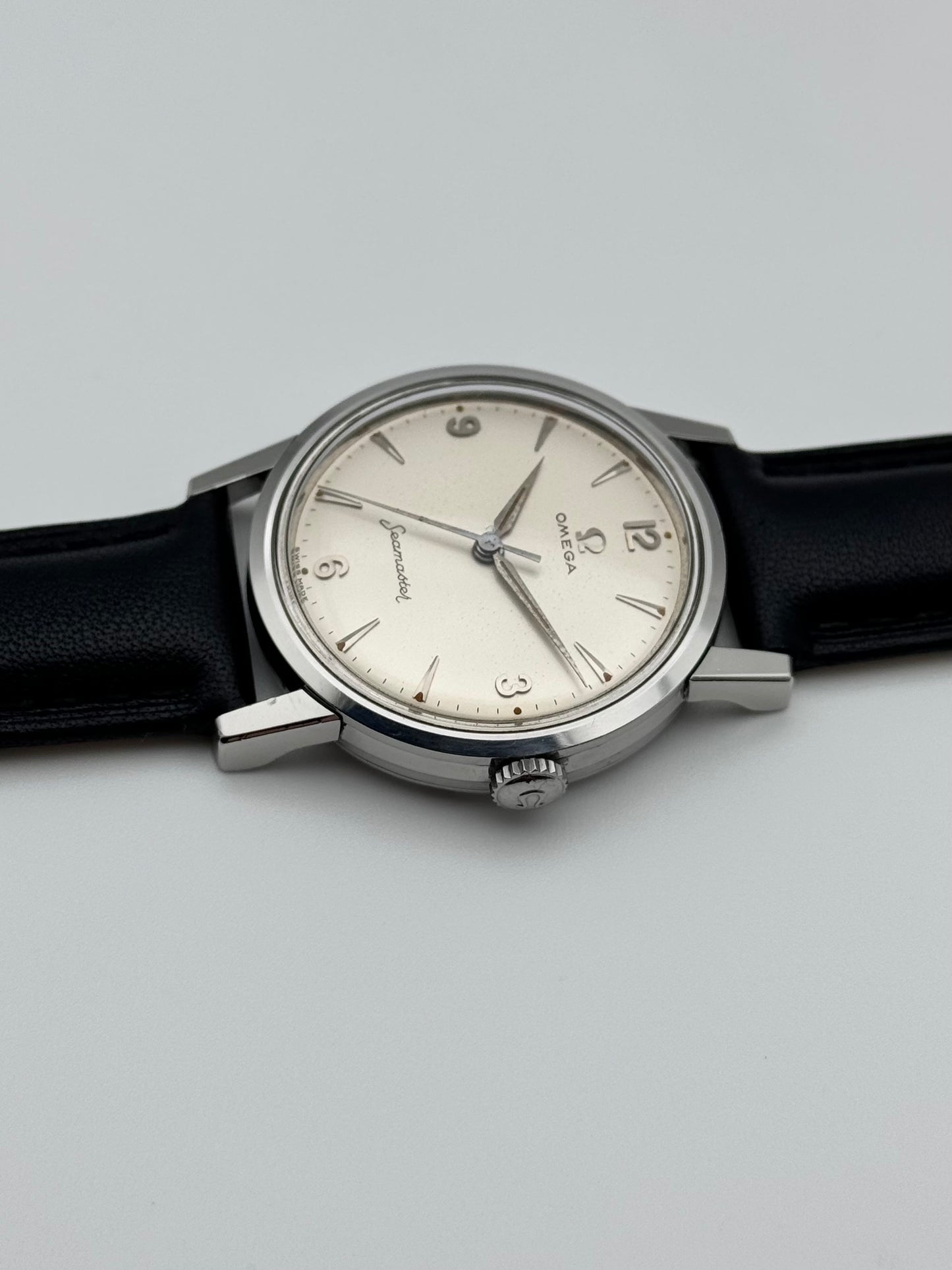 Omega Seamaster Manual Wind Arabic Numerals - 14723