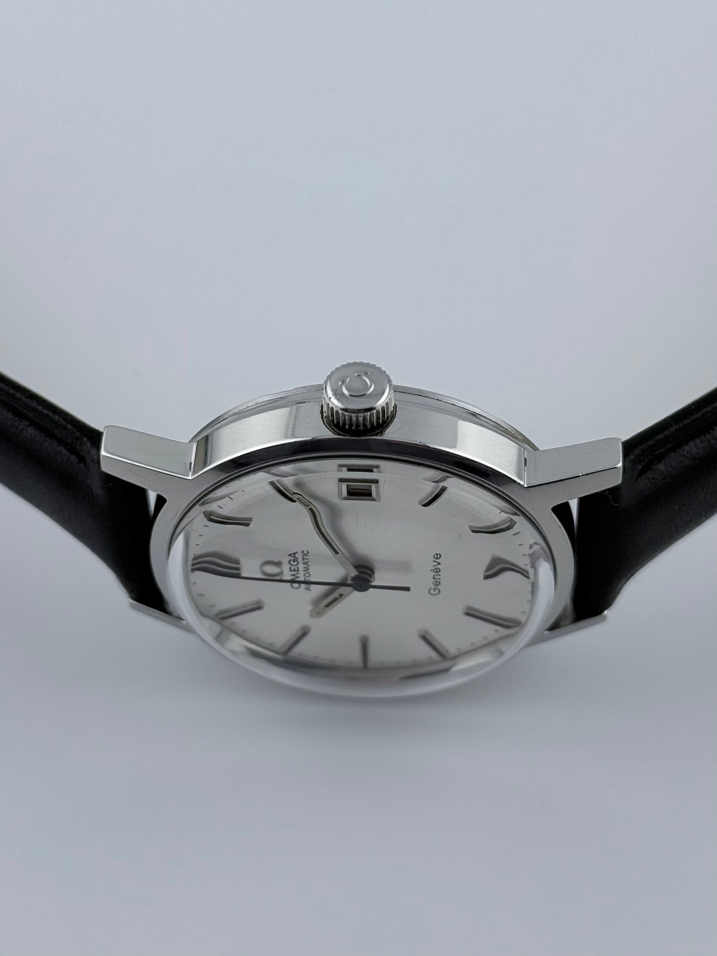 Omega Geneve Automatic Date 166.098 - Box and Papers