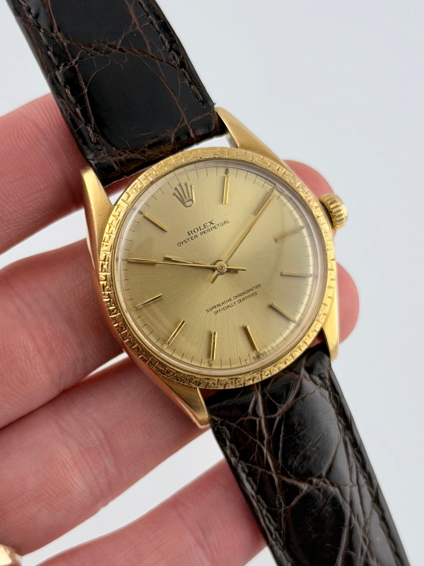 Rolex Oyster Perpetual Automatic 18kt Gold - 1030