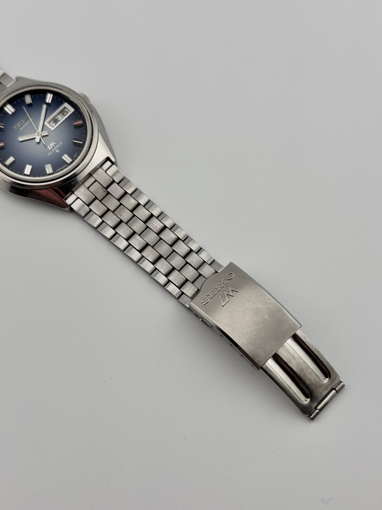Seiko Lord Matic JDM - 5606-7260 - Rare Blue Linen Dial
