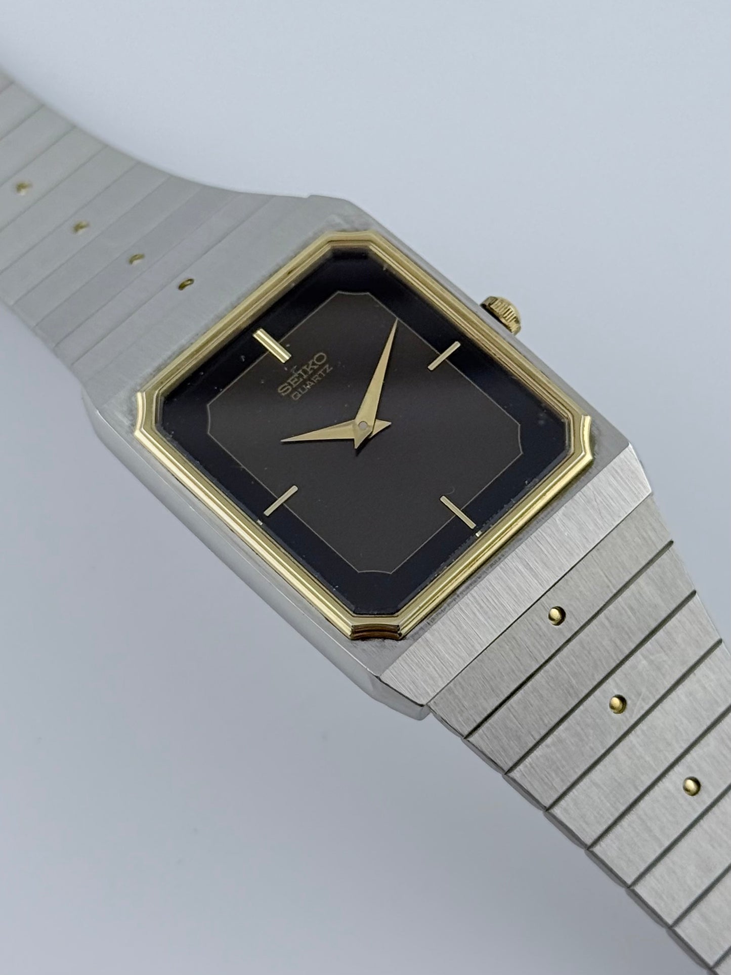 Seiko Tank Quartz 6430-5140