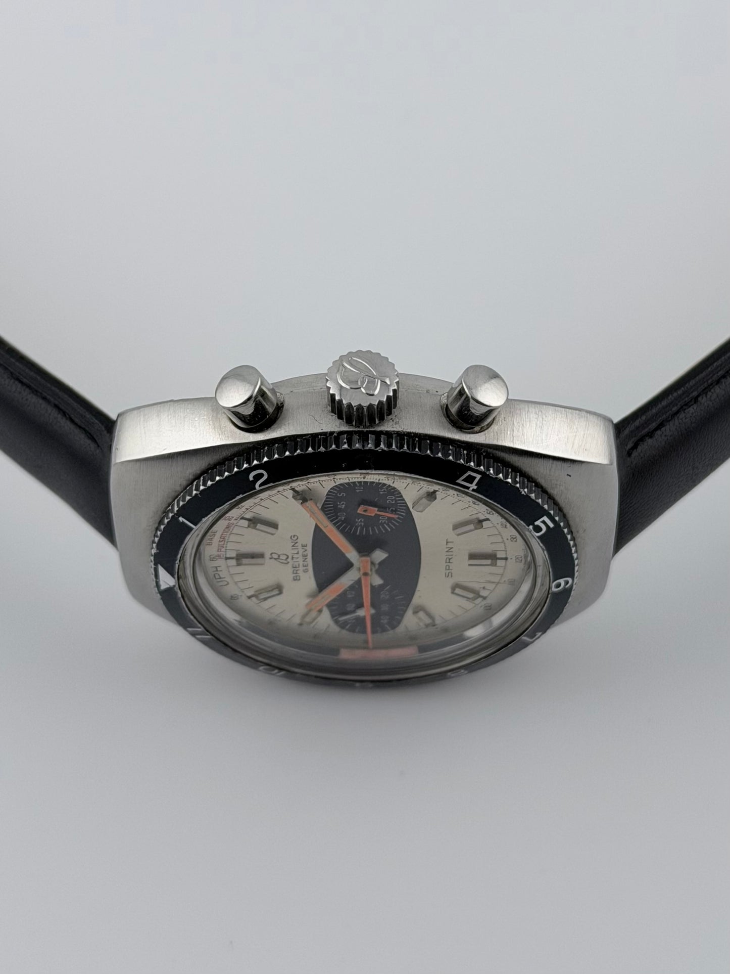 Breitling Geneve Sprint Chronograph - Manual Wind - 2212