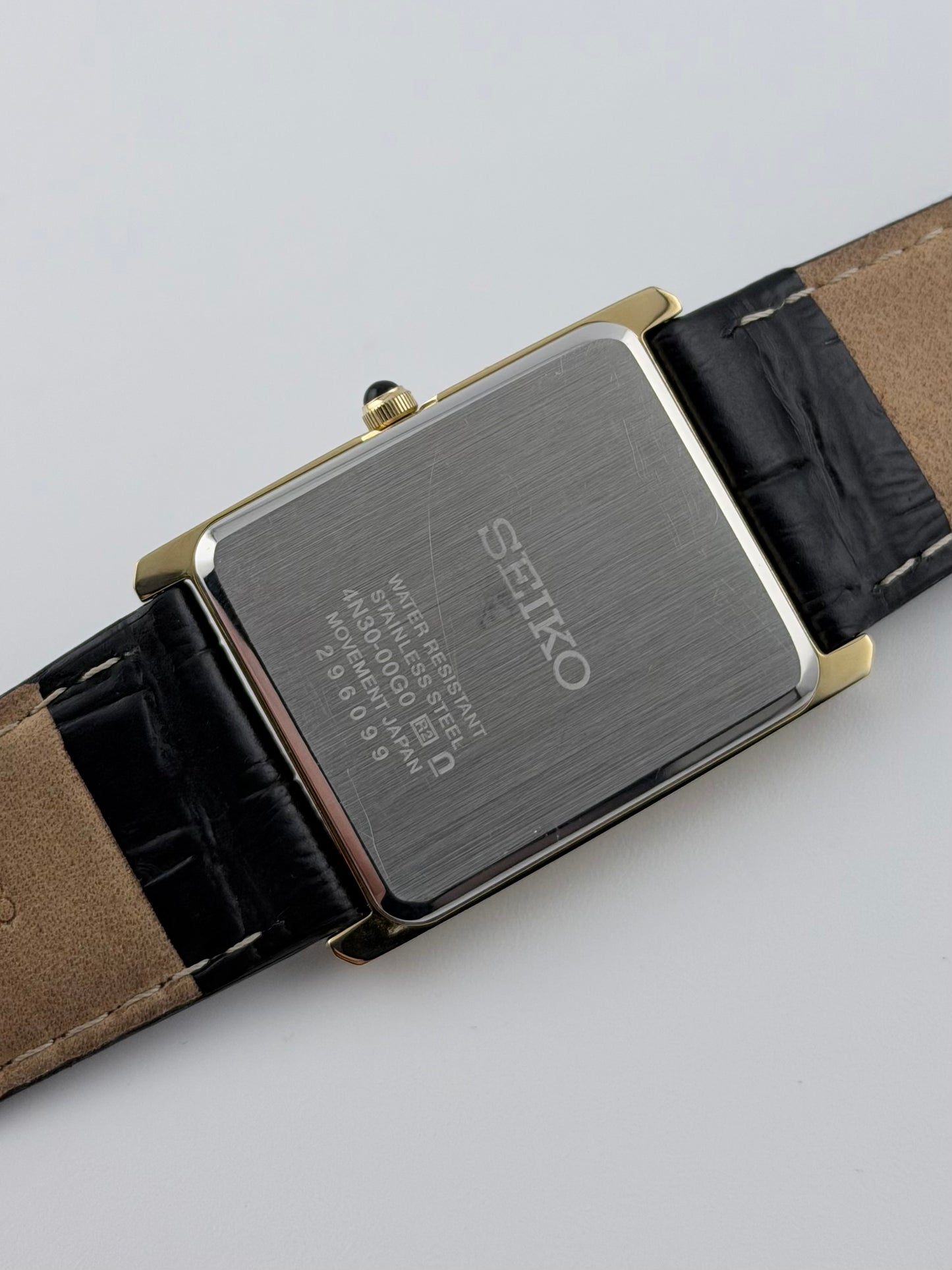 Seiko Tank Quartz 4N30-00G0