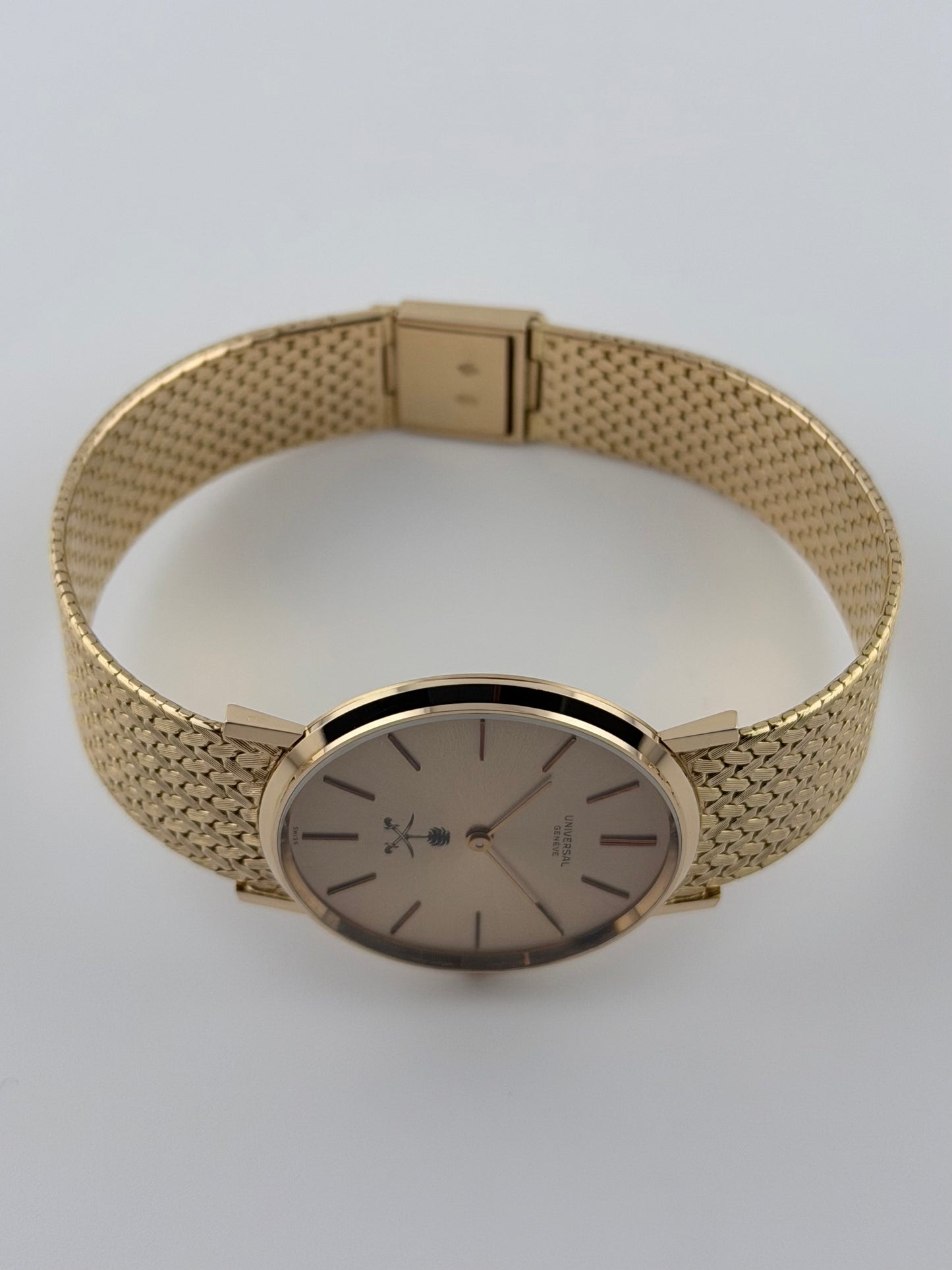 Universal Geneve Manual Wind - Ultra Rare - New Old Stock Khanjar - 18ct Gold