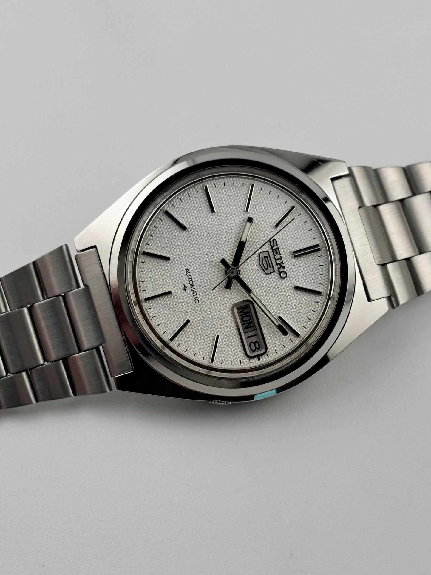 Seiko 5 Automatic 7009-8750