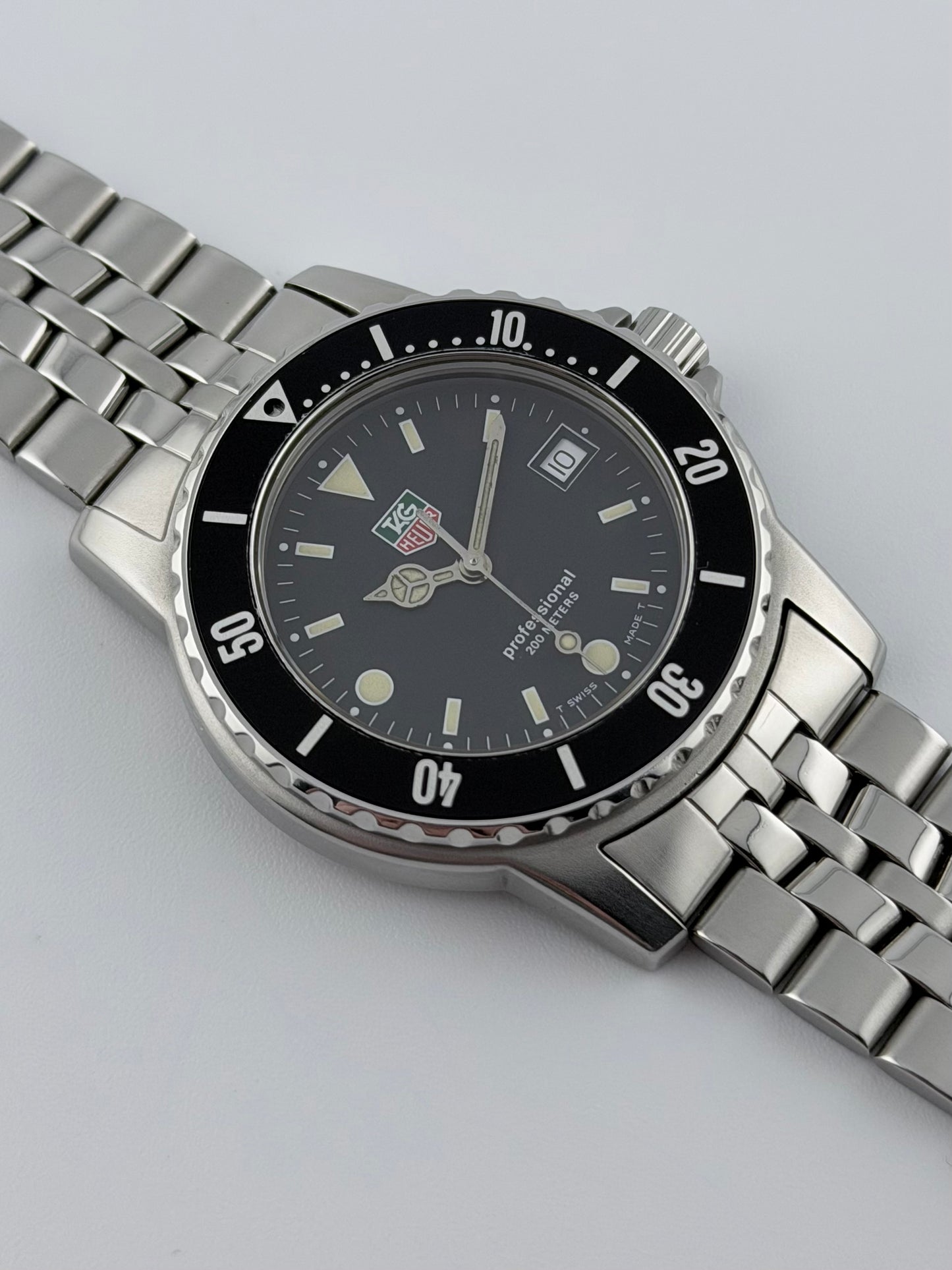 Tag Heuer Professional 200m Quartz Date - WD1210-G-20