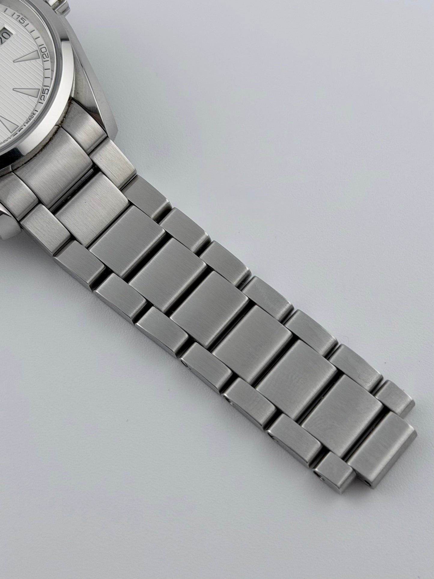 Omega Seamaster Aqua Terra Quartz Date