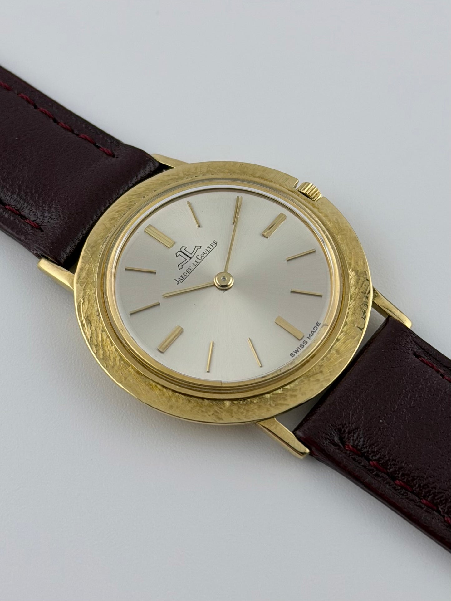 Jaeger LeCoultre Manual Wind Ultra Slim 18ct Gold - Rare Decorated Disco Volante - E414