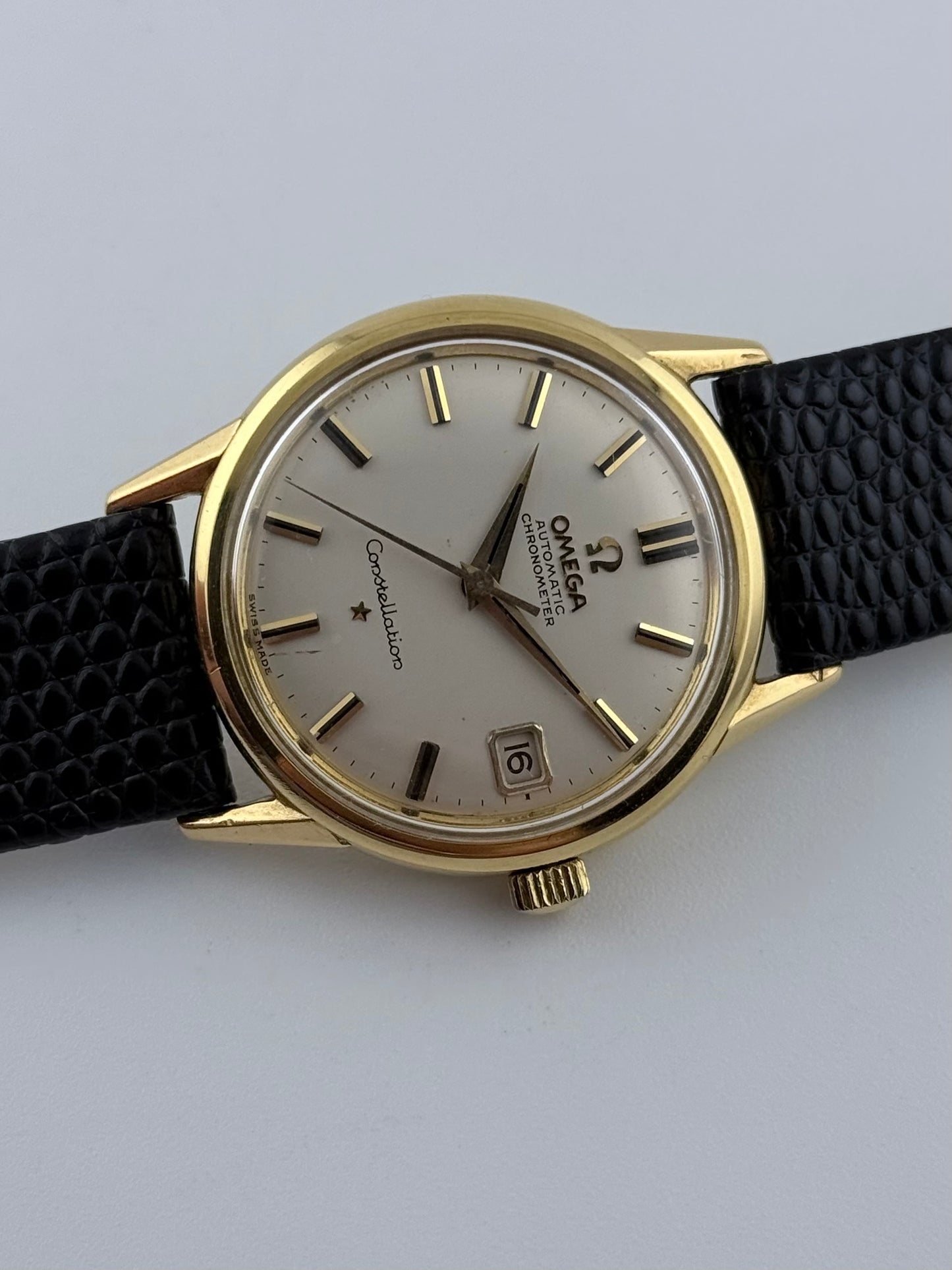 Omega Constellation Chronometer Automatic Date - 886 - Solid 18ct Gold - Rare