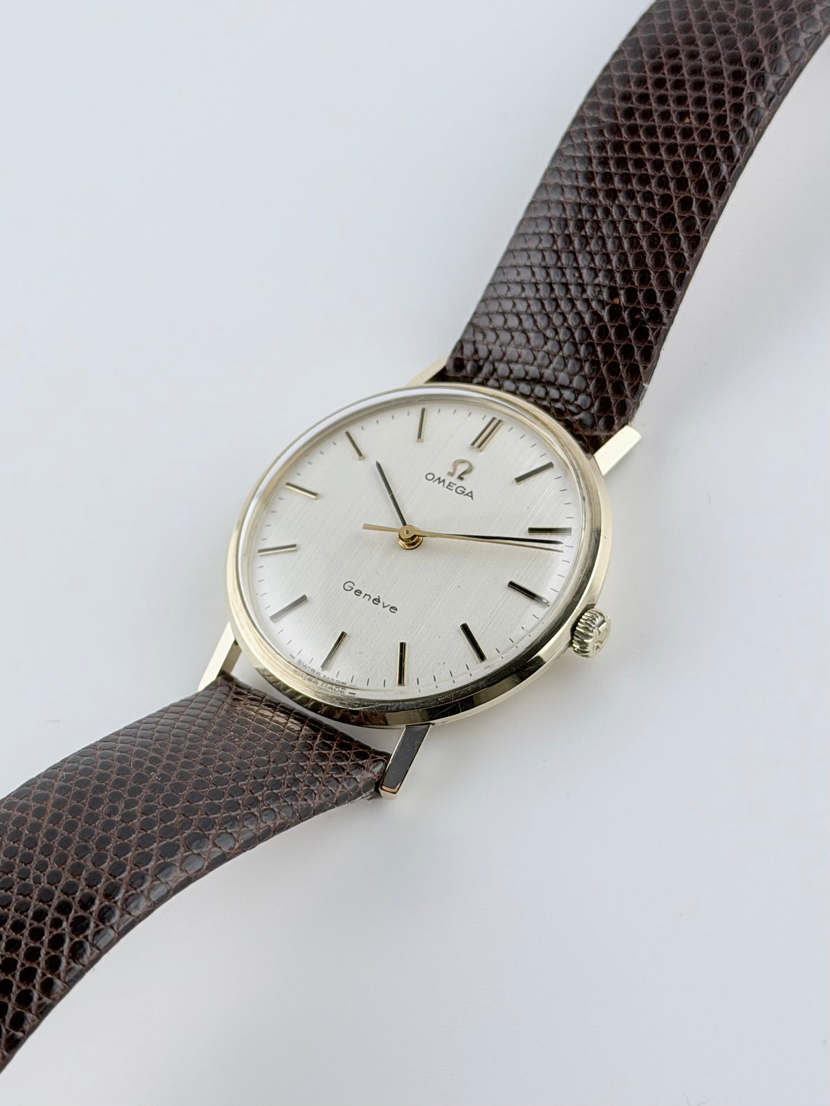 Omega Geneve Manual Wind 9ct Gold - 131.5016 - Original Box and Papers