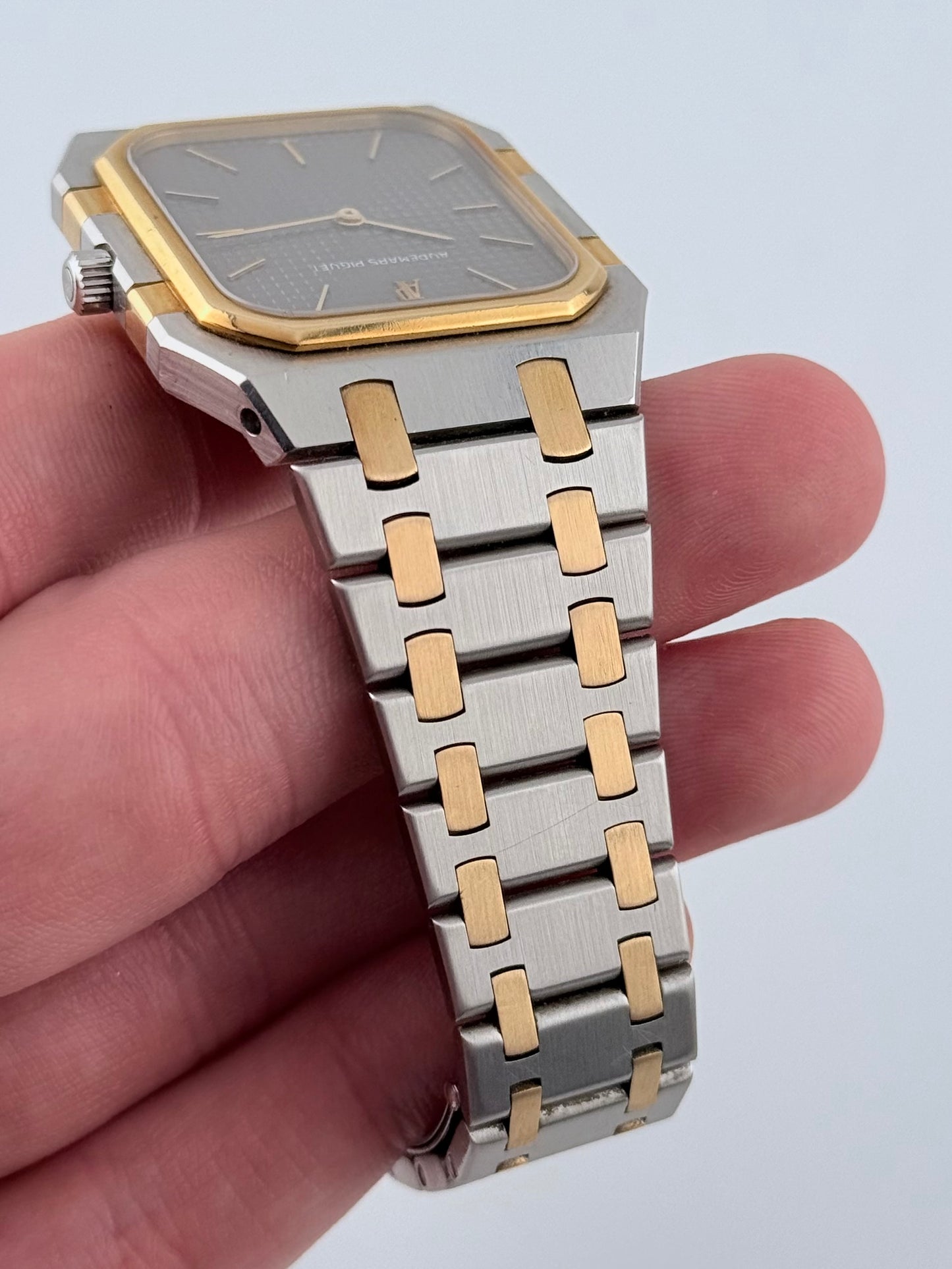 Audemars Piguet Royal Oak Jumbo - 56005 SA - Box and Papers
