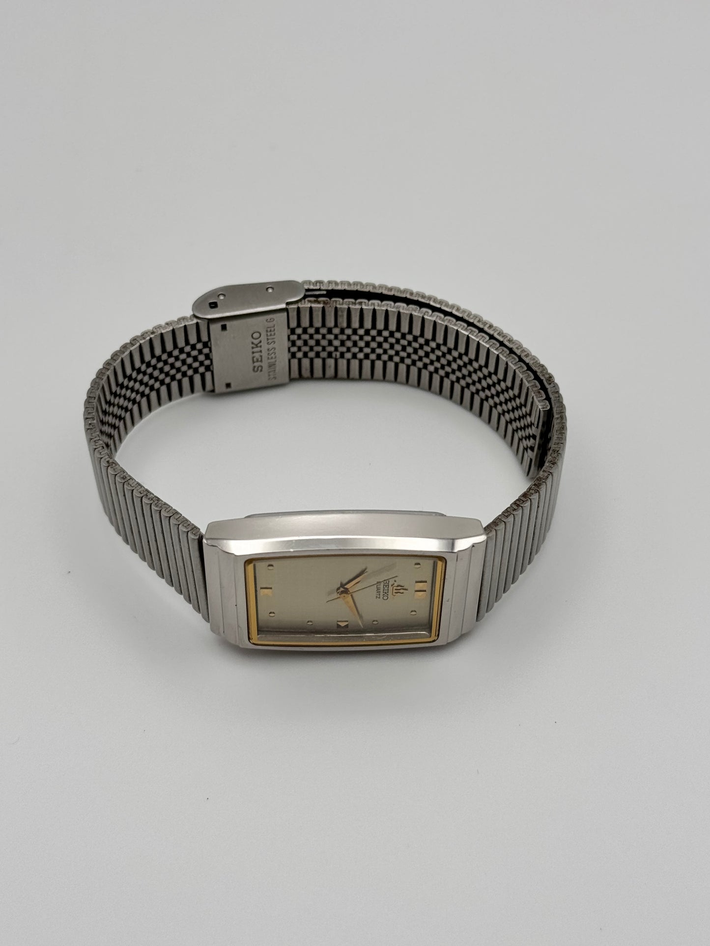 Seiko Tank Quartz 8Y21-5050