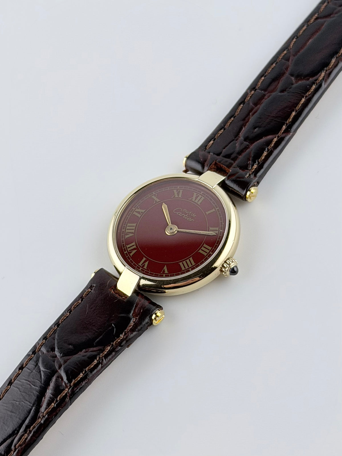 Cartier must de Vendome Quartz - 18 - Burgundy Roman Numeral Dial