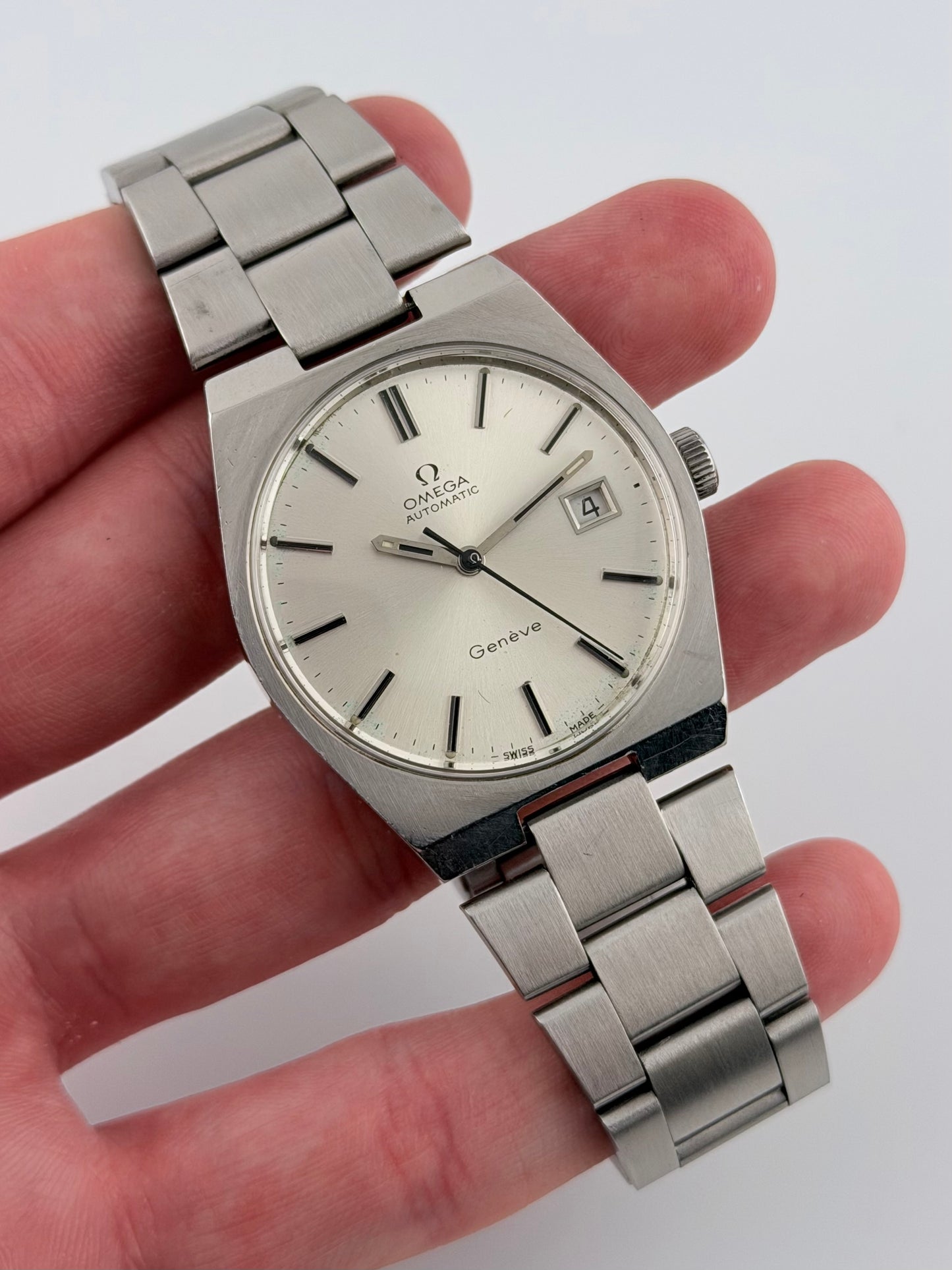 Omega Geneve Automatic Date 166.099