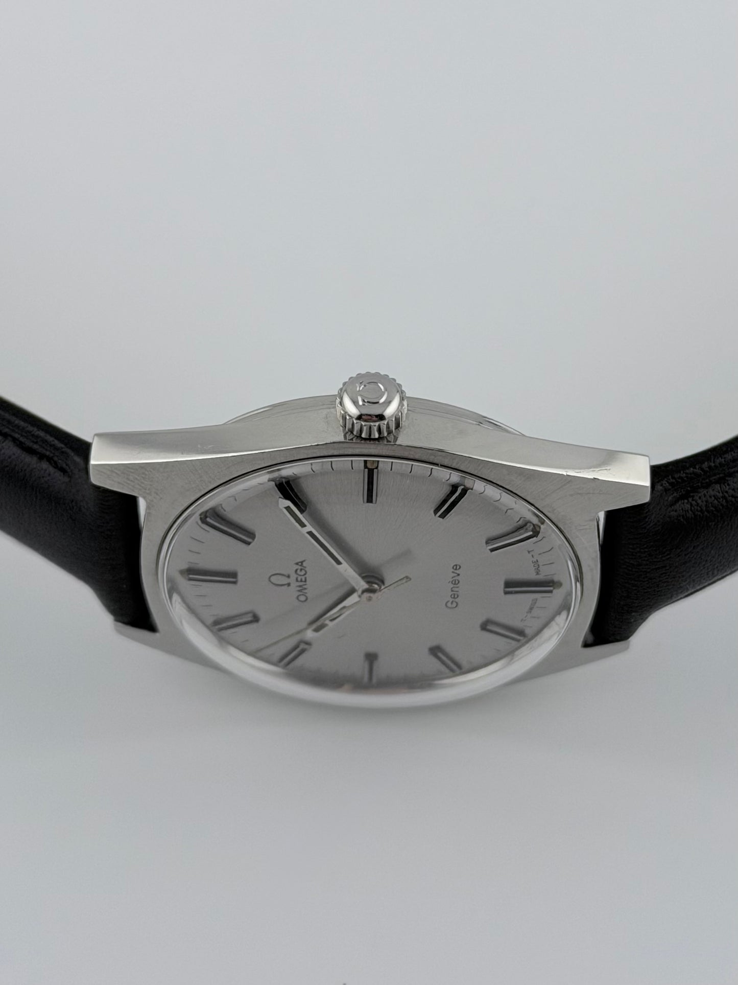 Omega Geneve Manual Wind 135.041