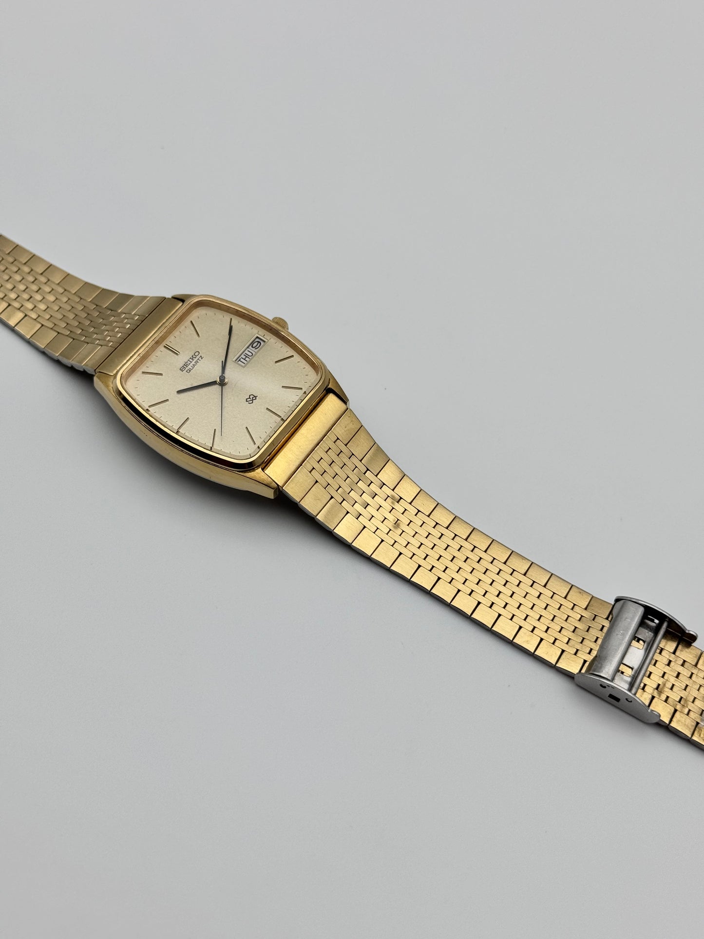 Seiko Tank Quartz 2633-5020
