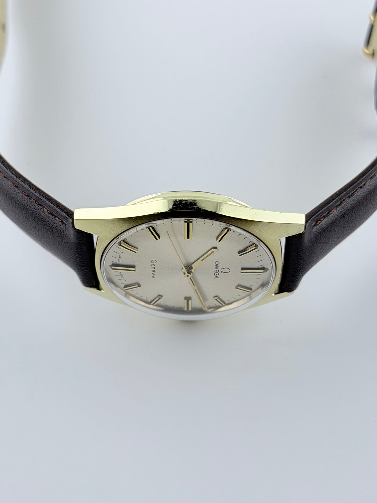 Omega Geneve Manual Wind 135.041 - Box and Papers