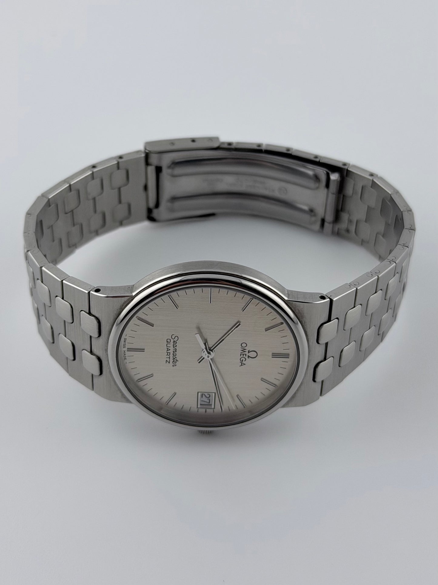 Omega Seamaster Quartz Date 396.0966 - Box and Papers