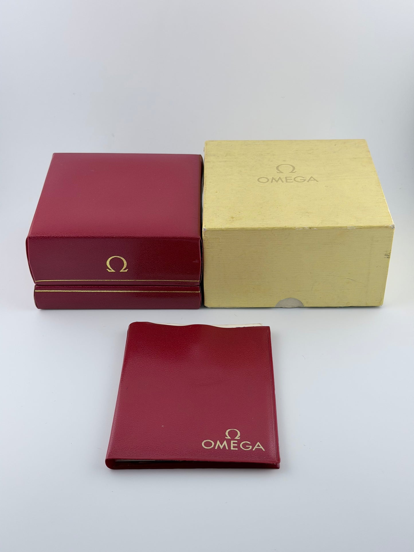 Omega Constellation Chronometer Automatic Date 168.017 Full Box and Papers