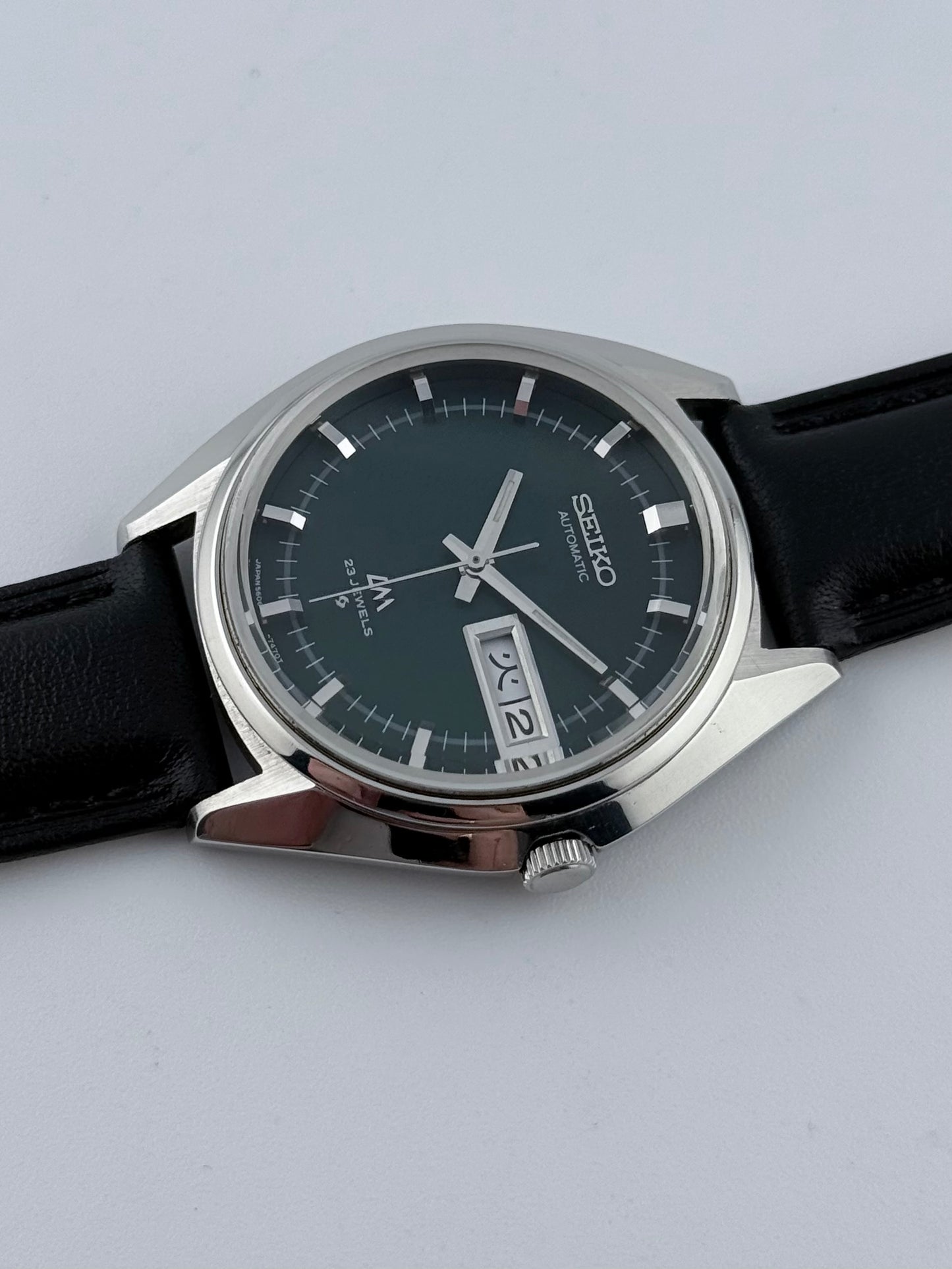 Seiko Automatic 23Jewels JDM 5606-7190 - Green Sunburst Dial