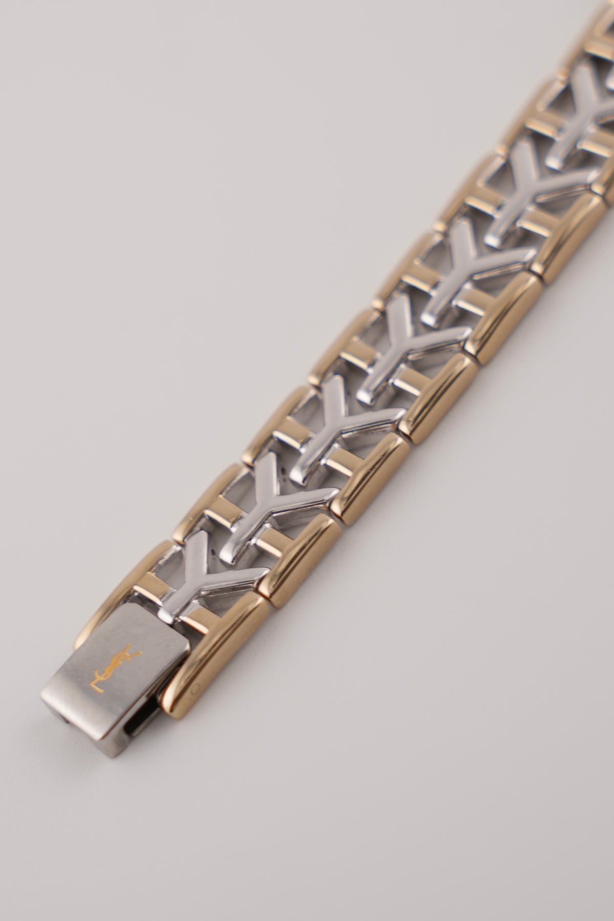 Yves Saint Laurent Quartz -JDM - Unisex/Ladies