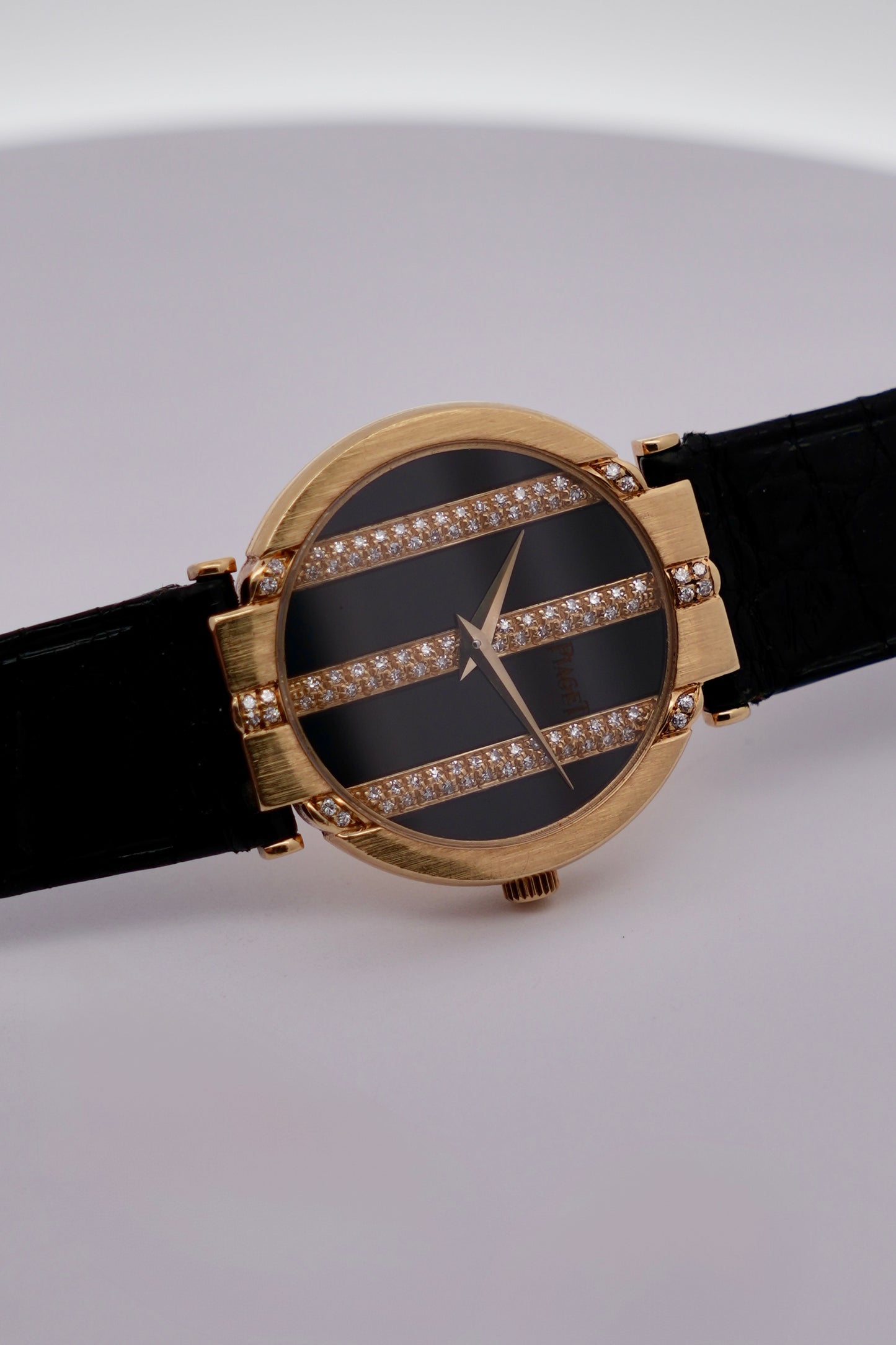 Piaget Polo Quartz - 7270 - RARE - 18ct Gold