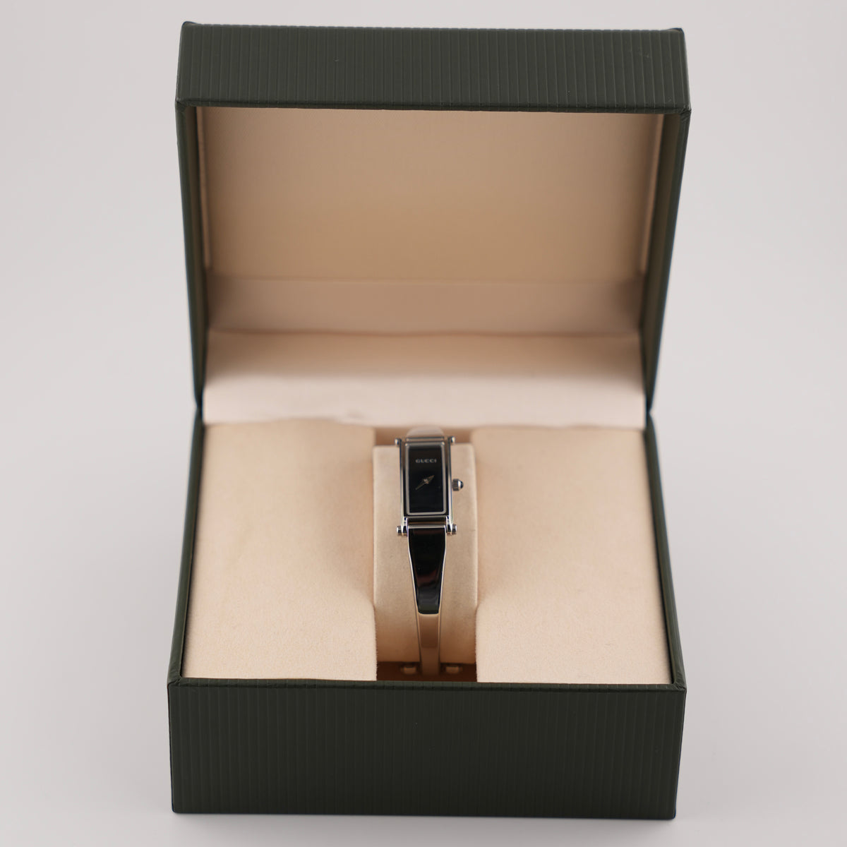 Gucci 1500L Quartz - Ladies - Black Dial with Box