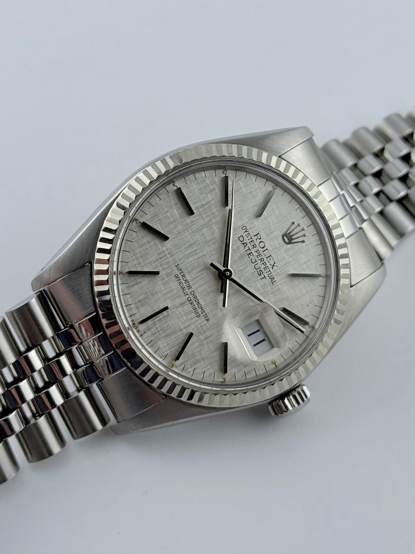 Rolex Datejust Oyster Perpetual - 16014 - White Gold Bezel - Linen Dial