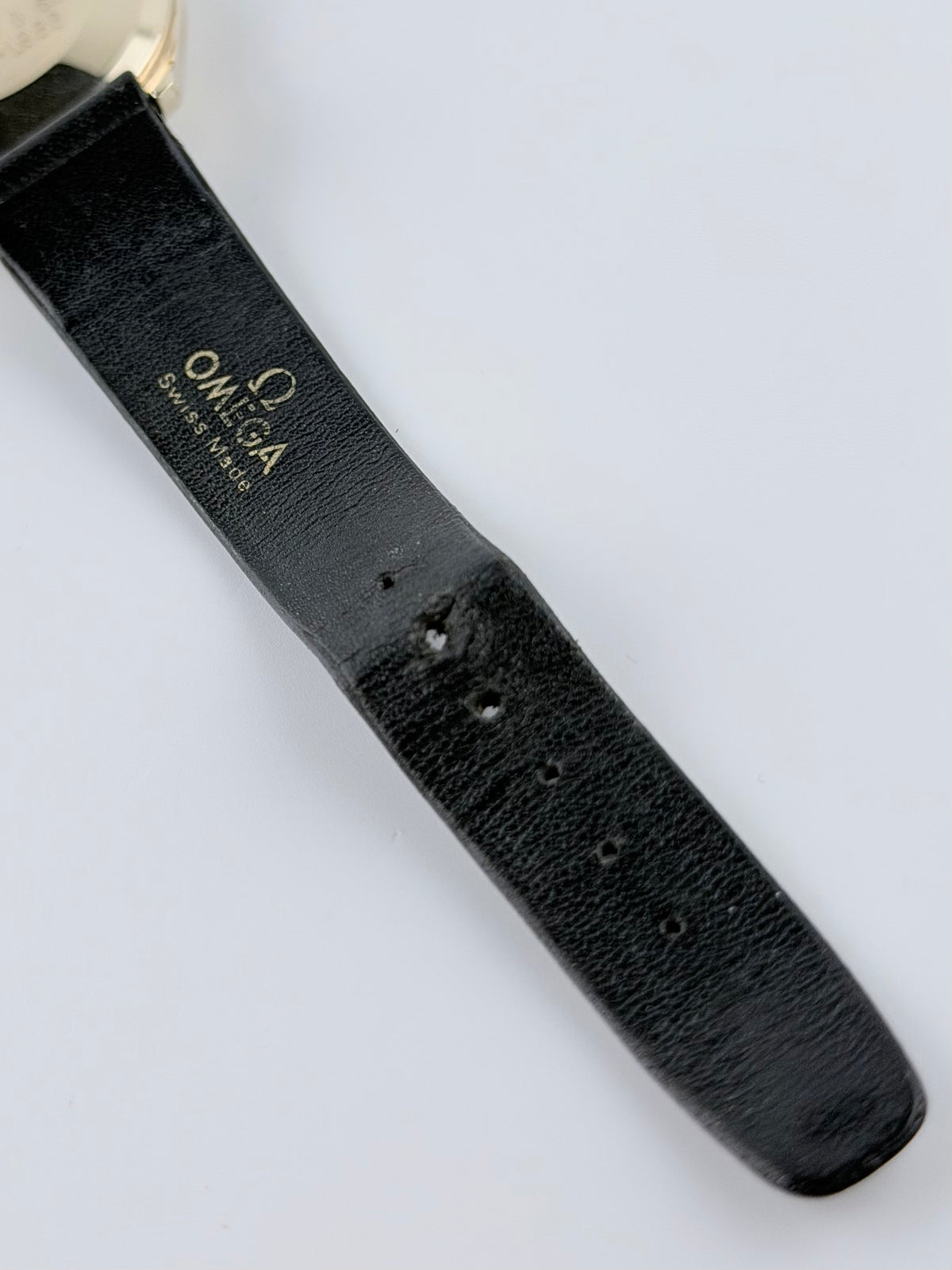 Omega Manual Wind 9ct Gold - ALD 1315405 - Linen Dial