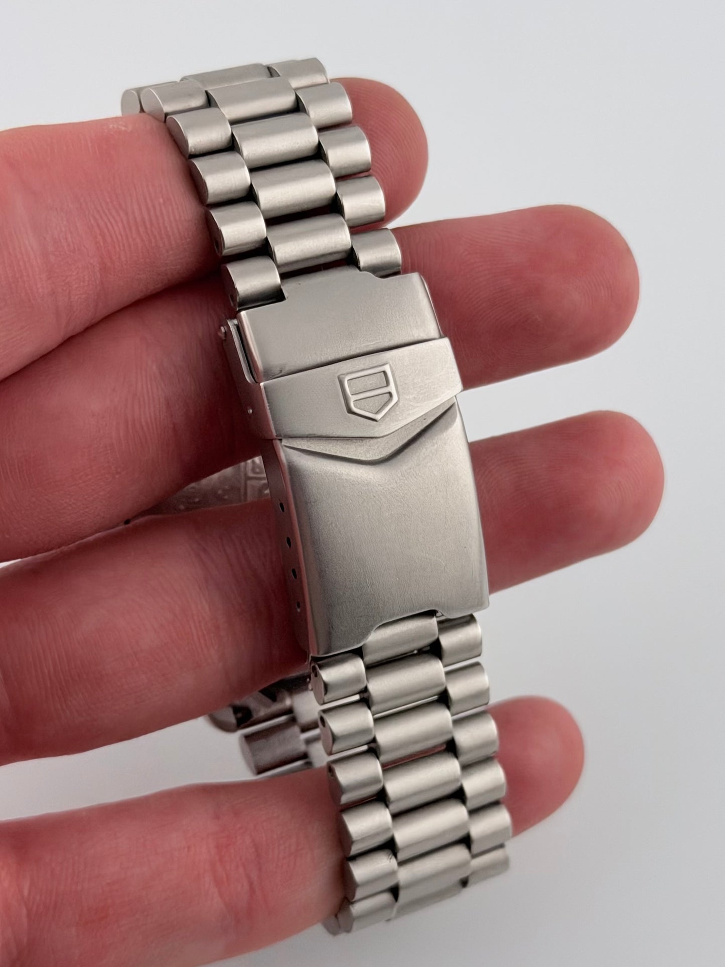 Tag Heuer Professional 200m Quartz Date - 973.006F