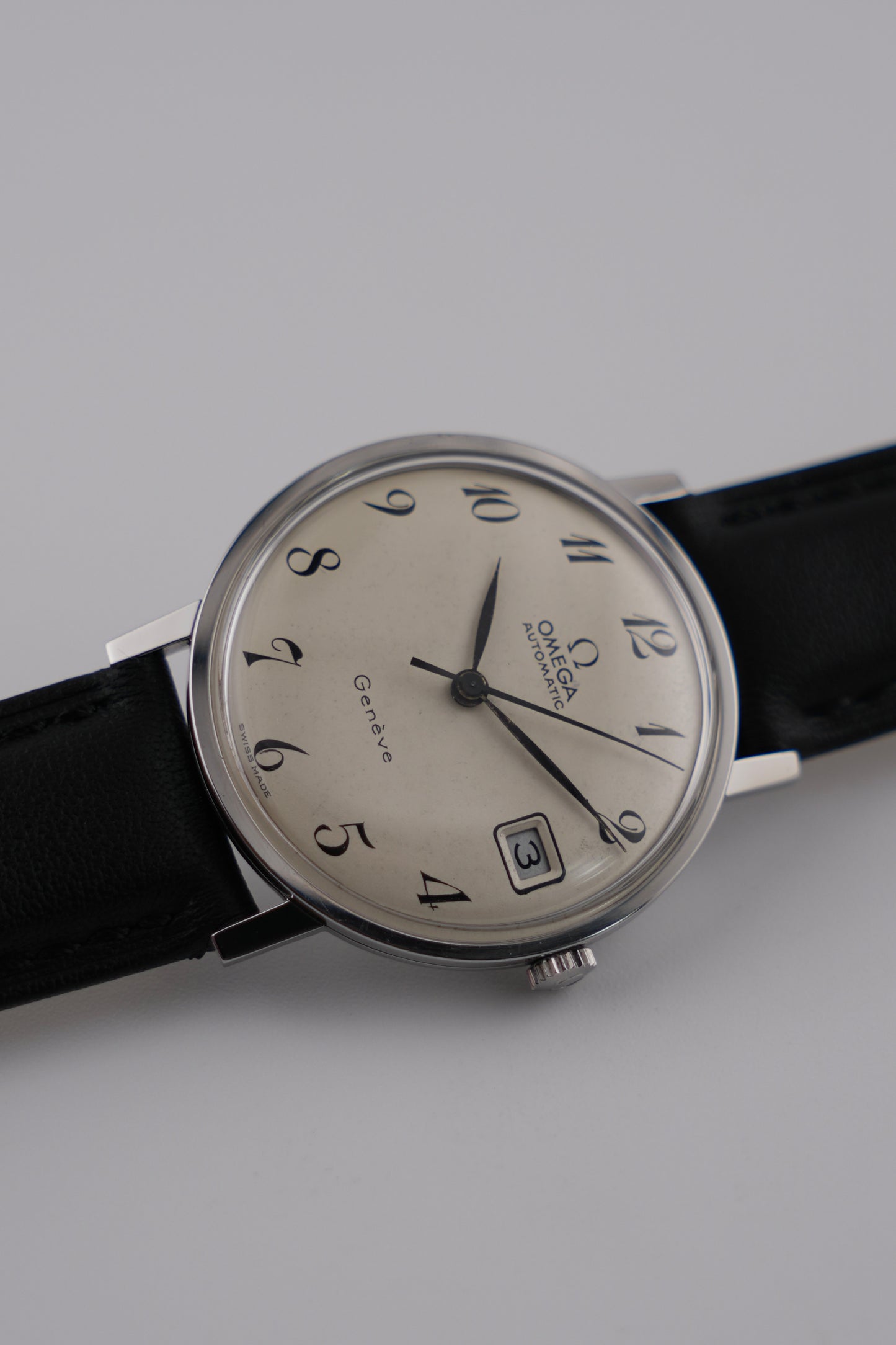 Omega Geneve Automatic Date - 162.009 - Rare Arabic Dial