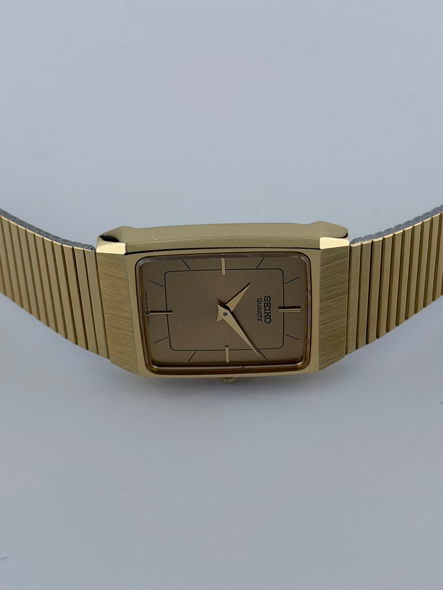 Seiko Tank Quartz - 6530-5760