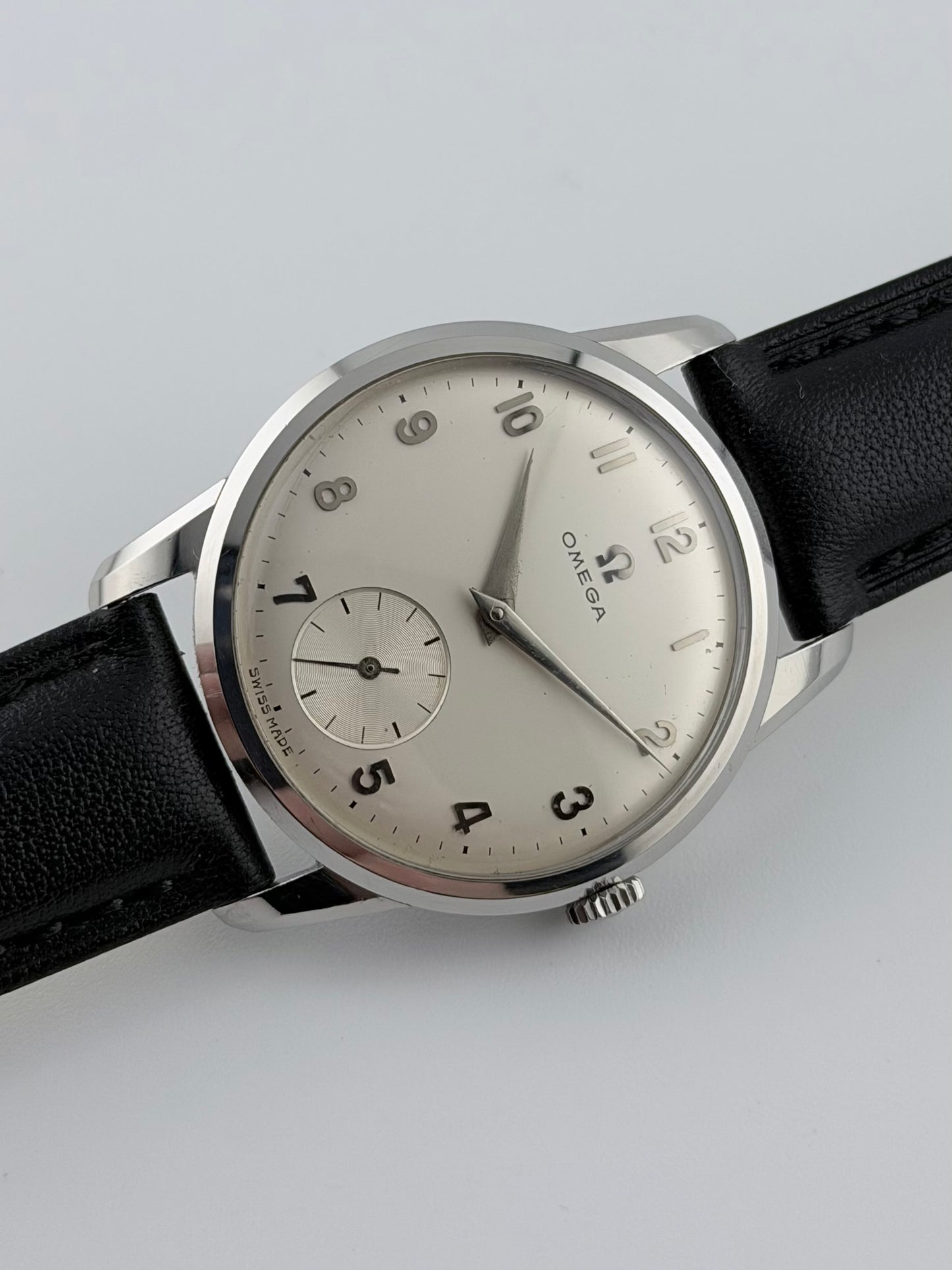 Omega Manual Wind - Arabic Dial - 2903-17