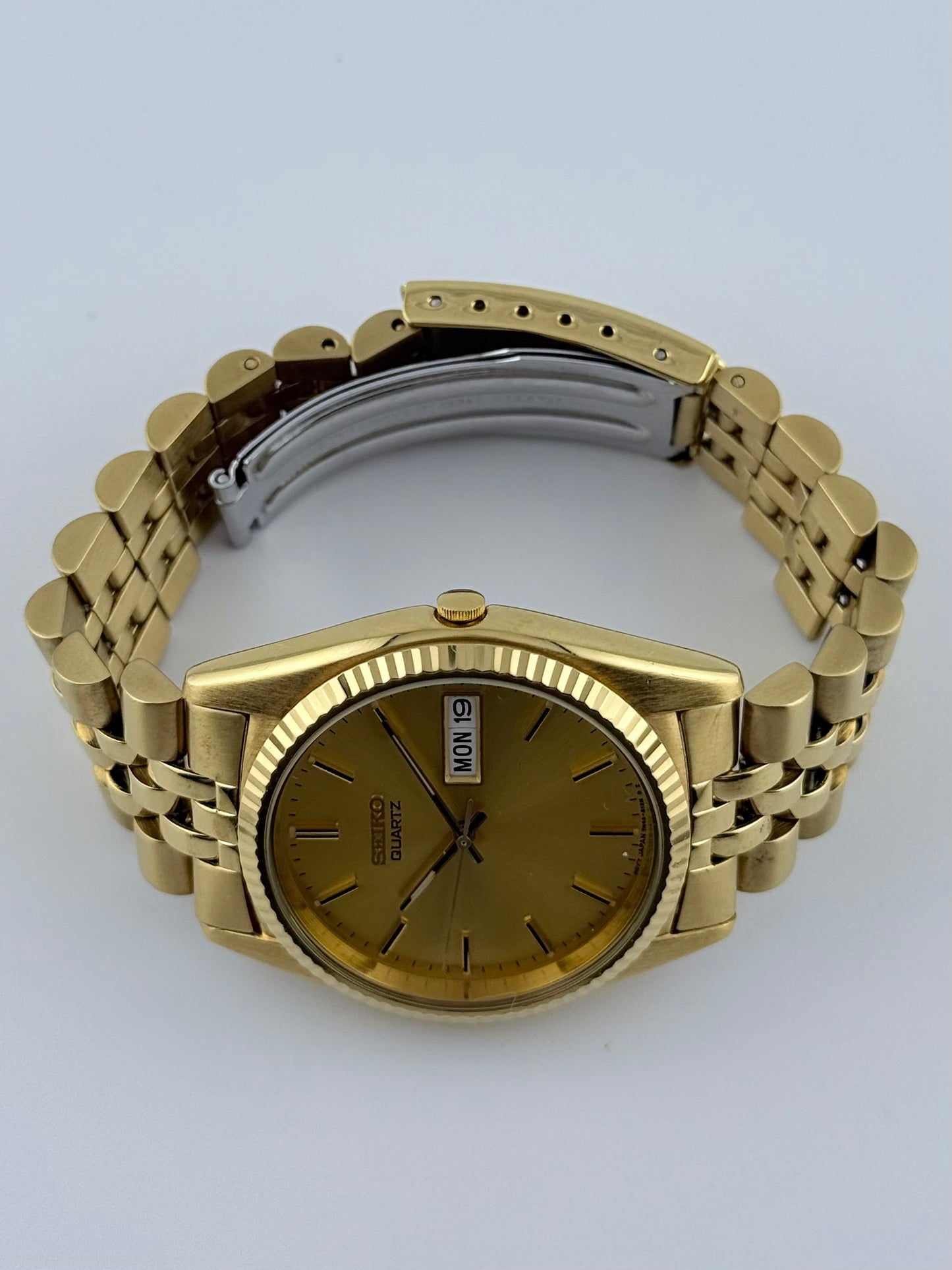 Seiko Quartz “Datejust” 7N43-8111