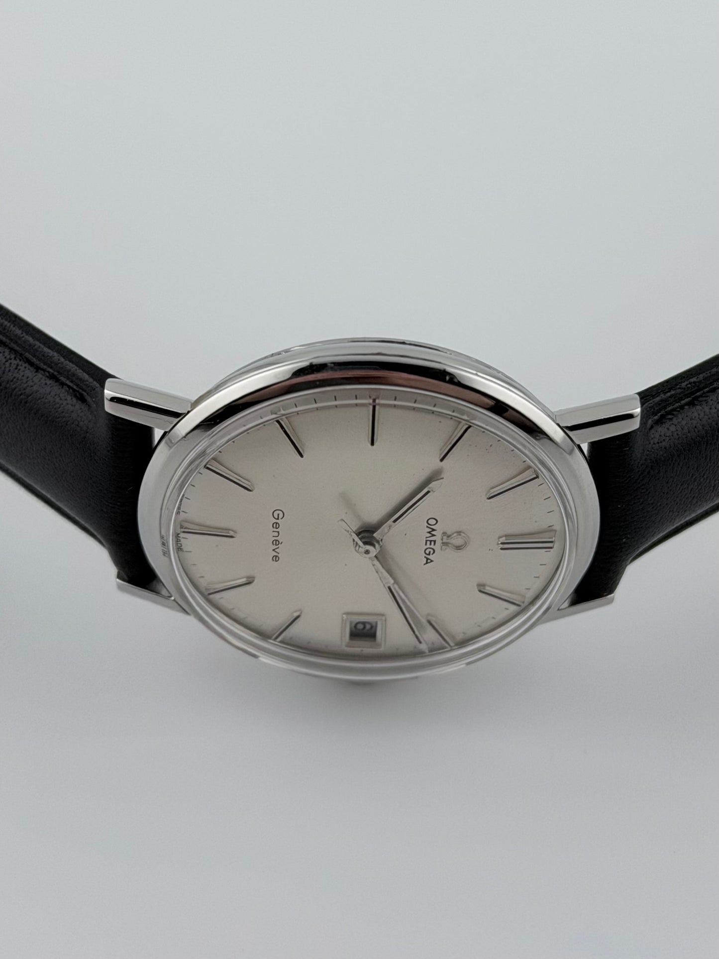 Omega Geneve Manual Wind 131.019 - Complete Set! - Box, Wallet, Papers