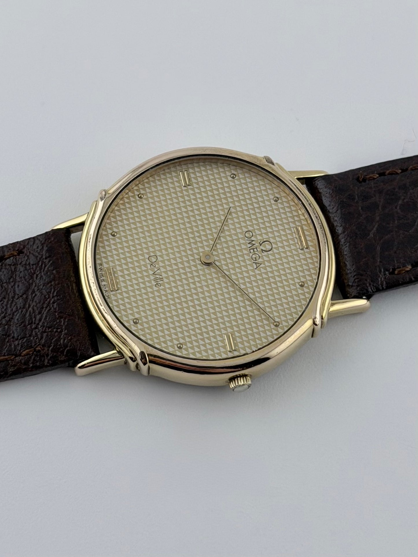 Omega De Ville Quartz 191.0229 - Rare Case and Dial