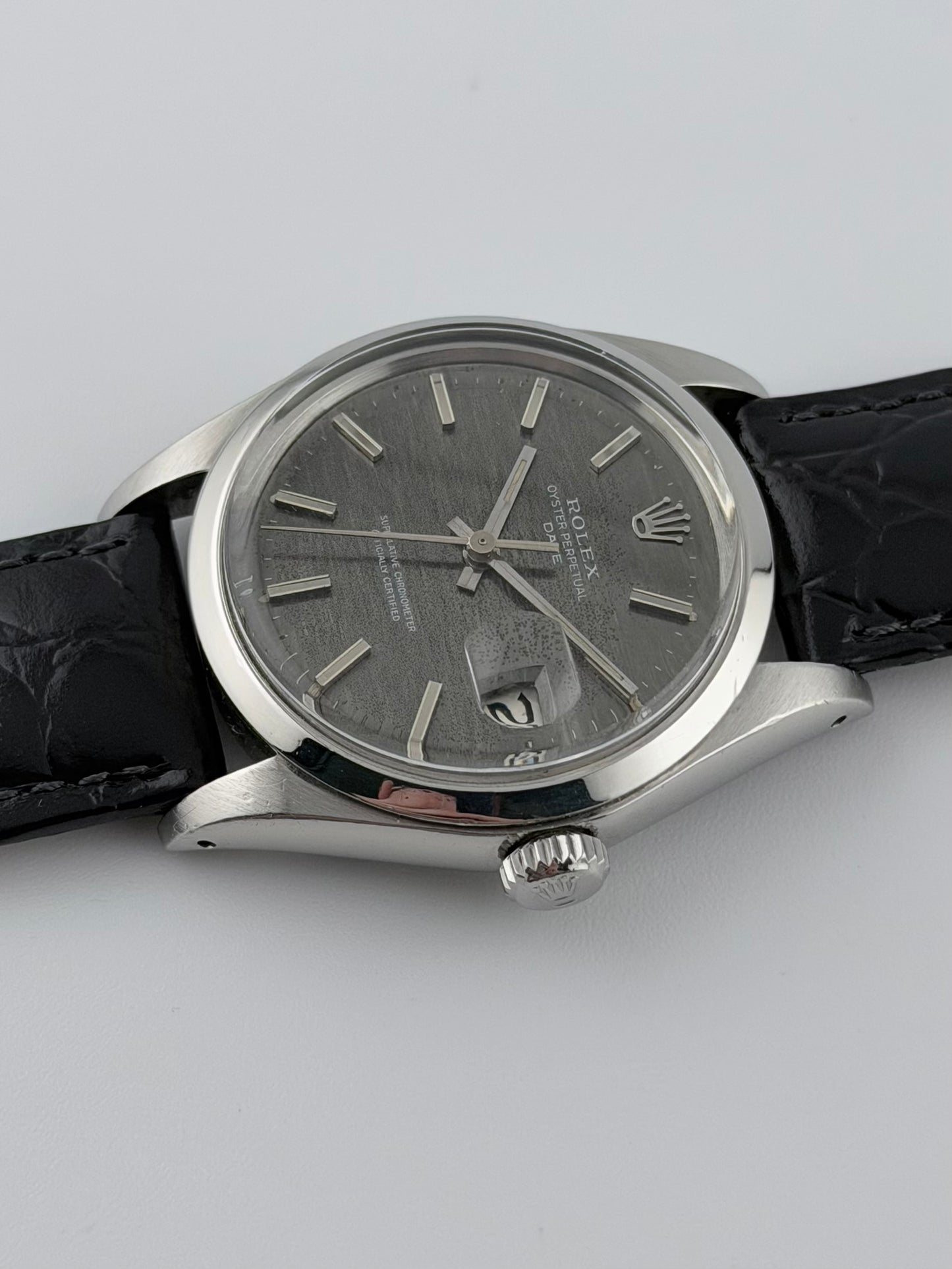 Rolex Oyster Perpetual Date Automatic - 1500 - Rare Shantung Dial