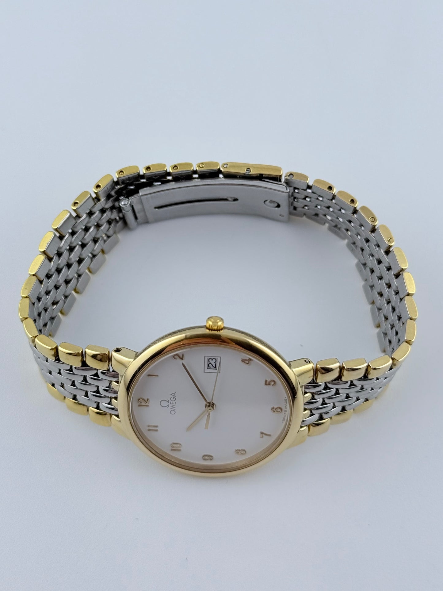 Omega De Ville Quartz Date 396.1012  - Original bracelet