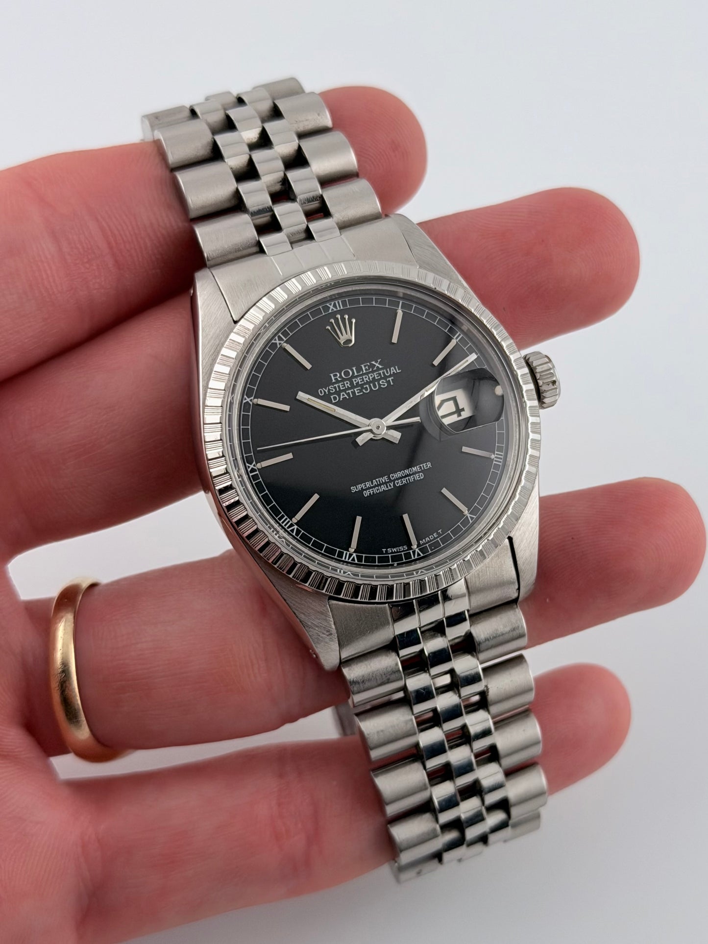 Rolex Datejust Oyster Perpetual - 16030 - Black - Original Box and Papers