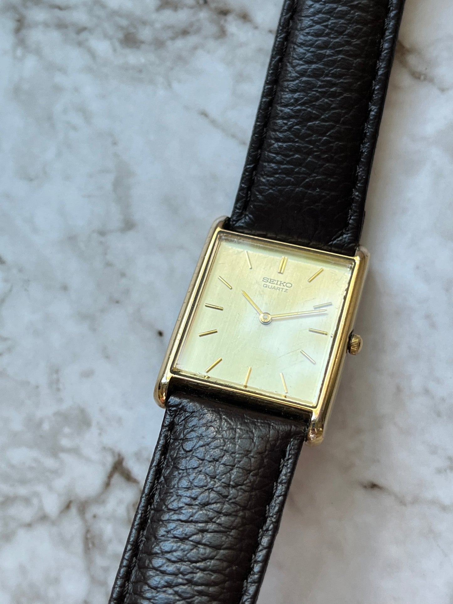 Seiko Tank Quartz V700-5K30