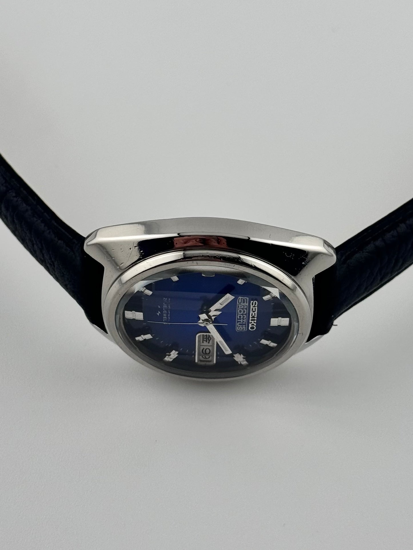 Seiko 5 ACTUS Automatic 7019-7350 - JDM - Gradient Blue - Faceted Crystal